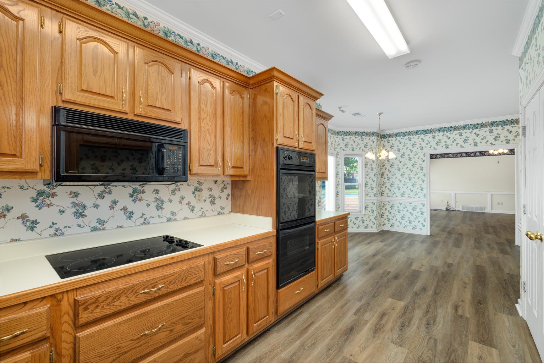 1487 CLAVERTON CV