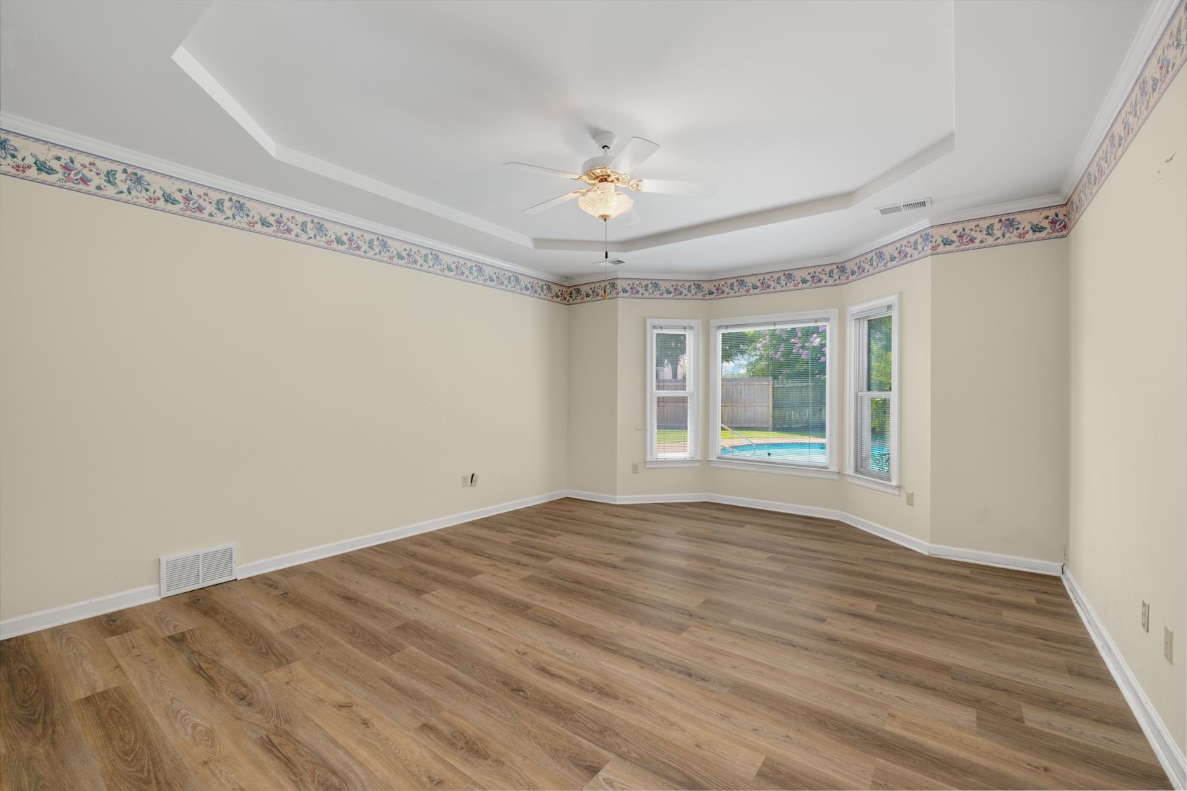 1487 CLAVERTON CV