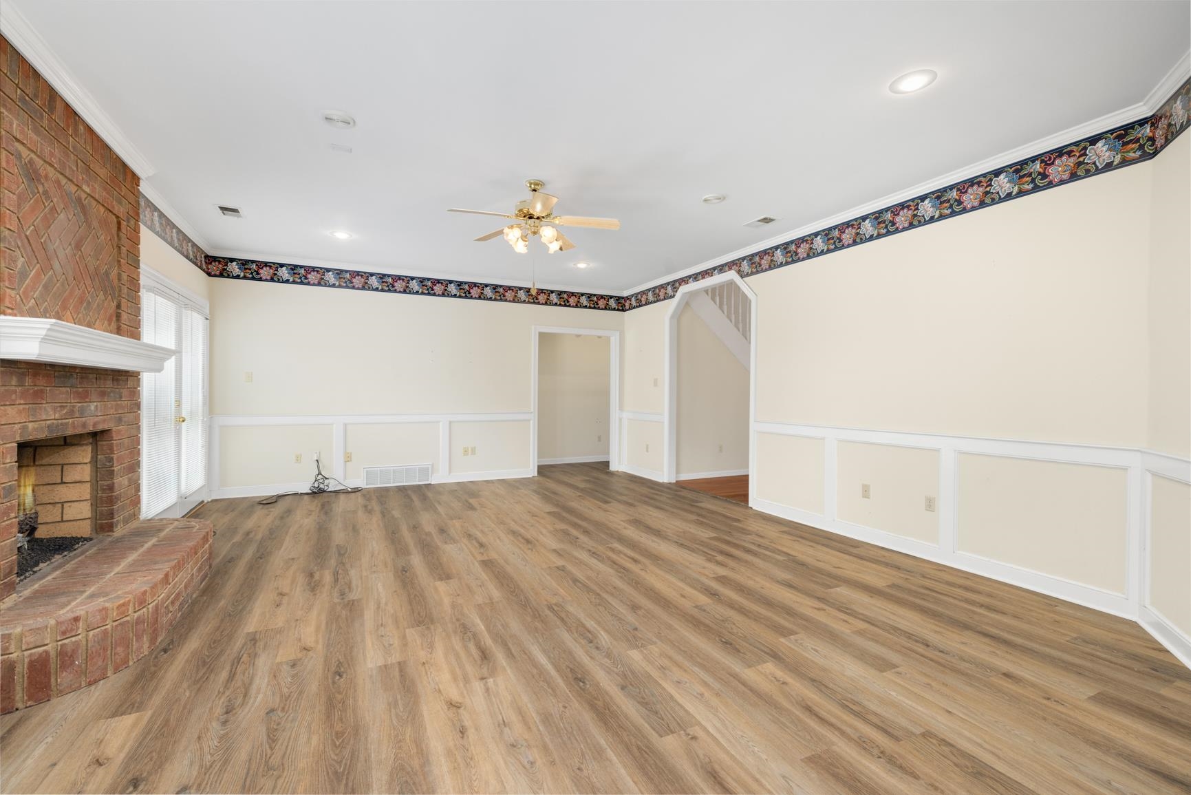 1487 CLAVERTON CV
