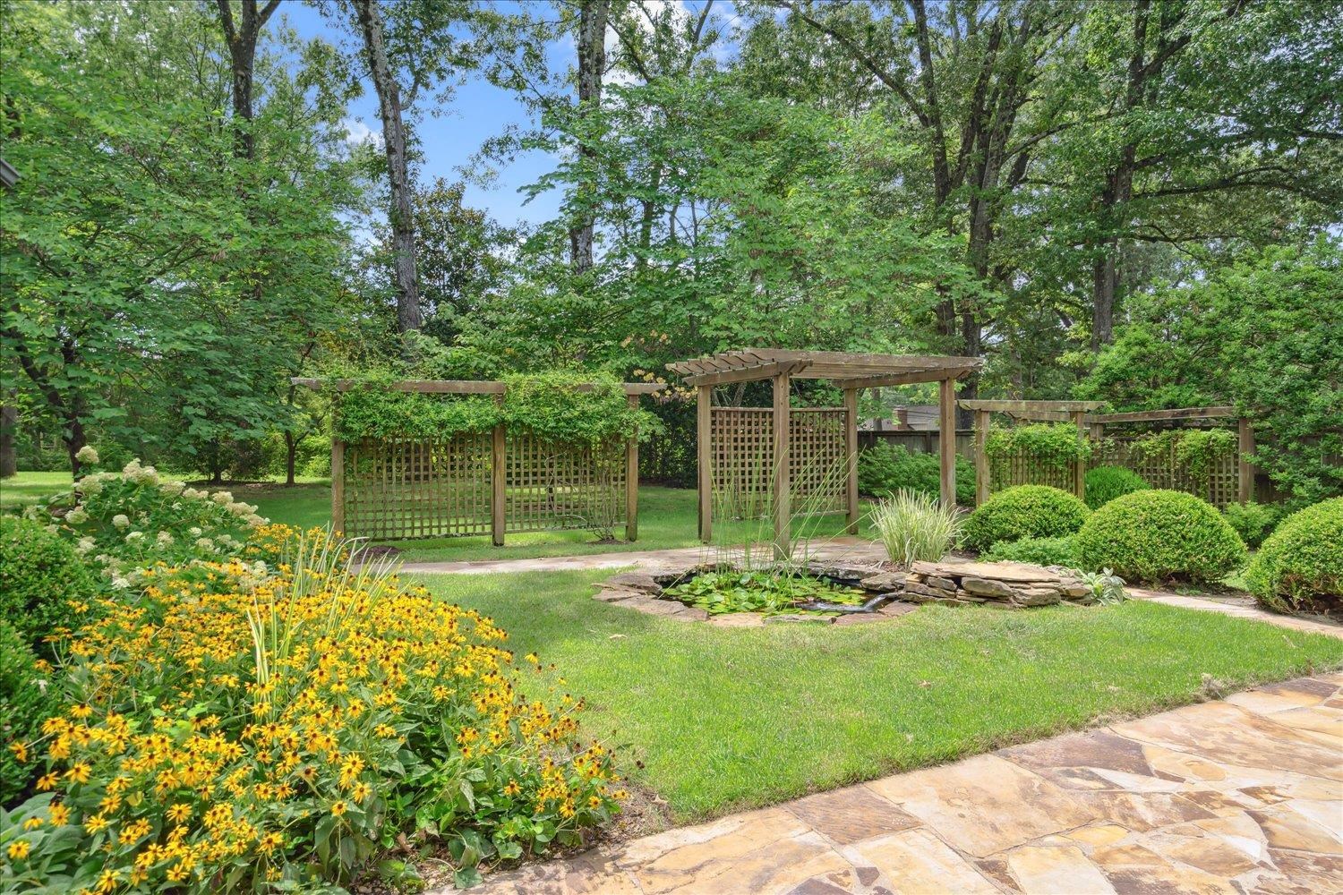 5325 NORMANDY RD