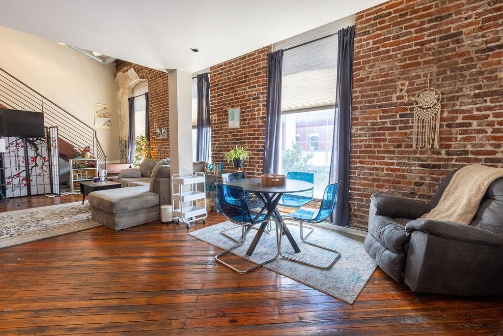 50 GAYOSO AVE Unit: 404