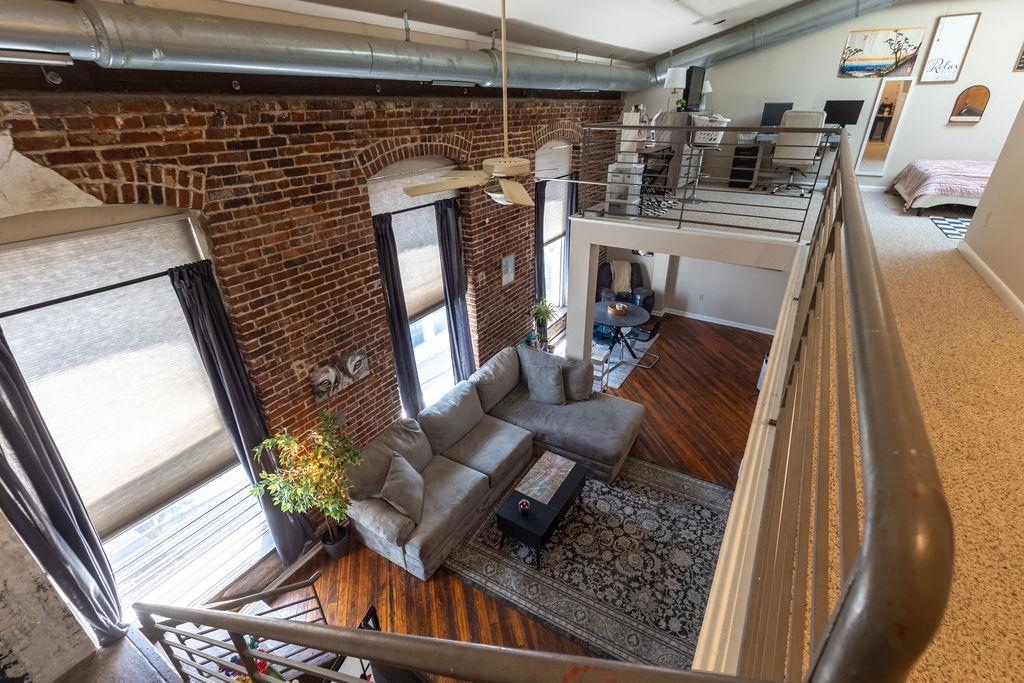 50 GAYOSO AVE Unit: 404