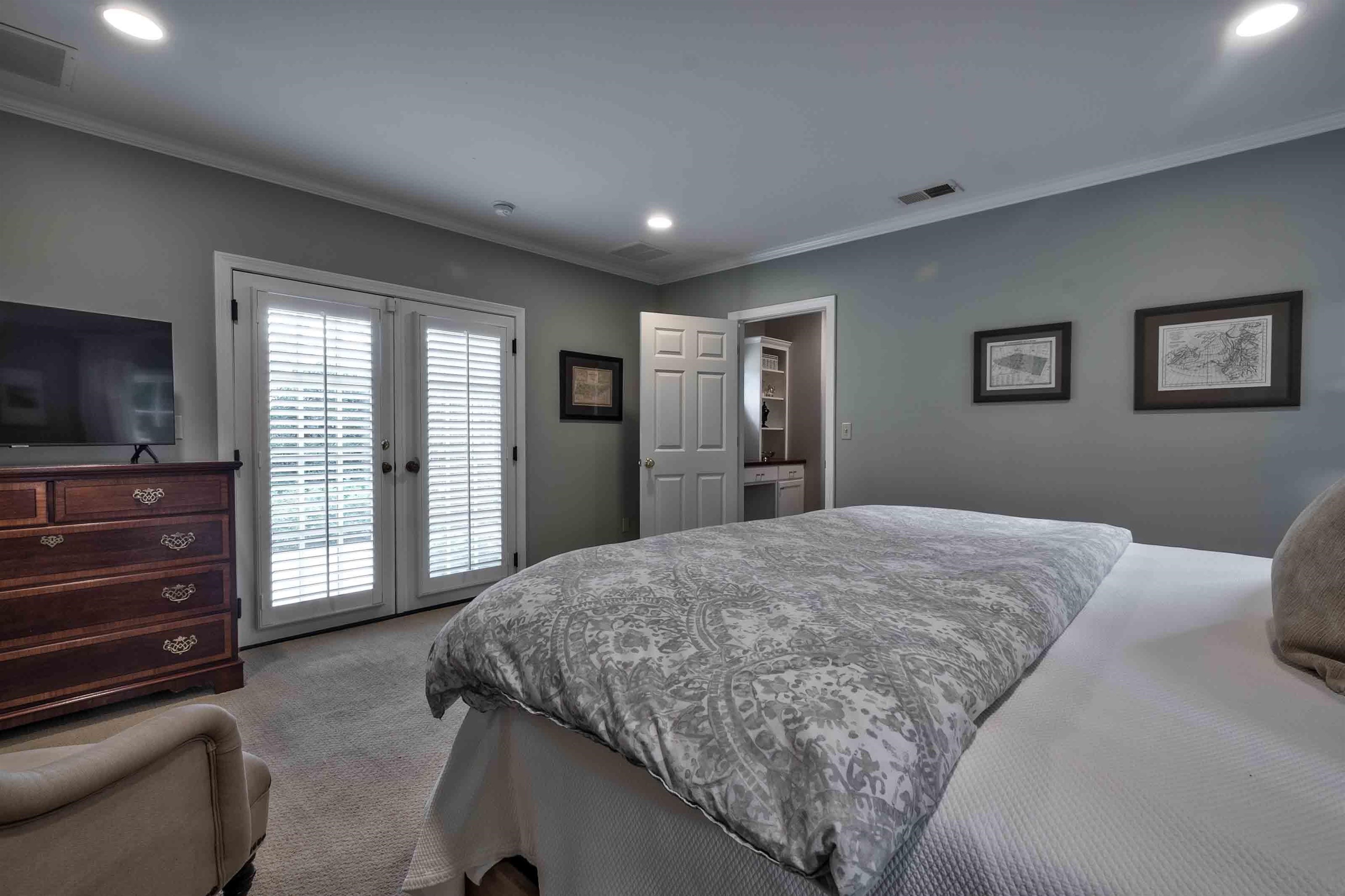 3703 HIGHLAND PARK PL