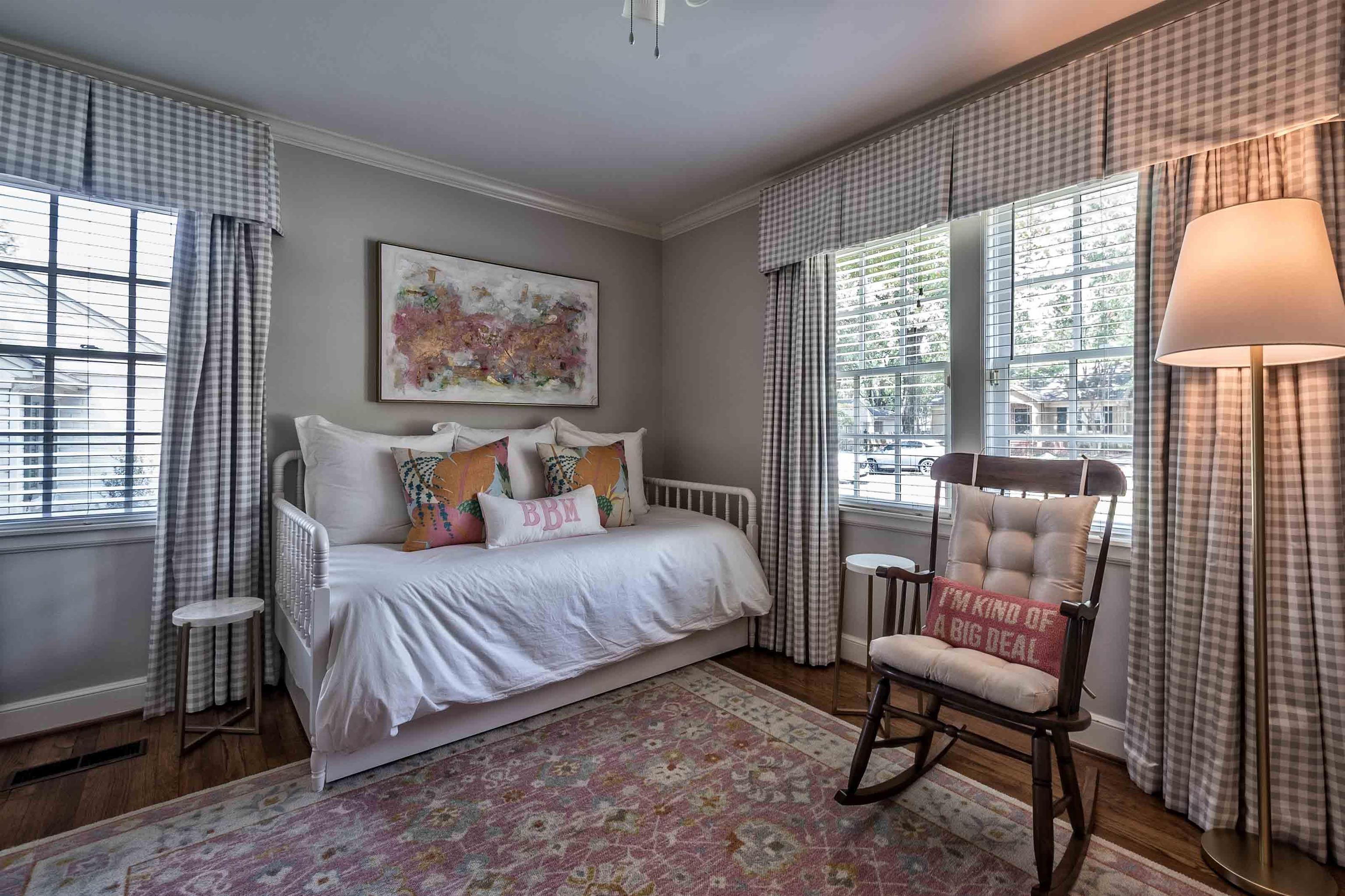 3703 HIGHLAND PARK PL