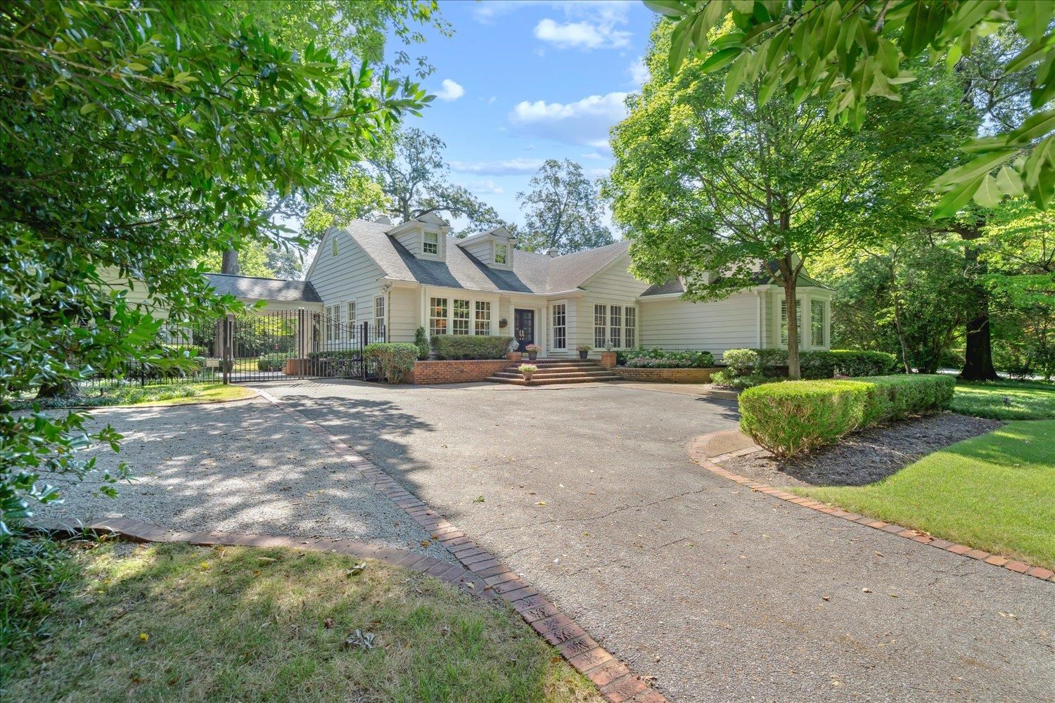 24 S ROSE RD