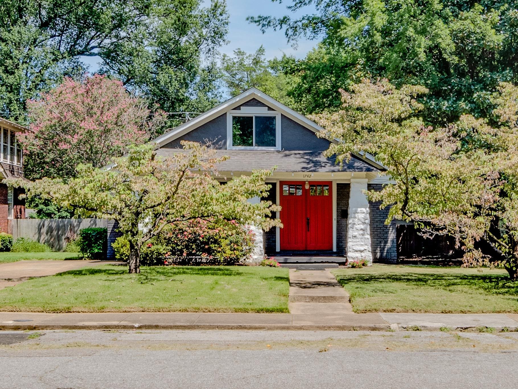 1742 FAXON AVE