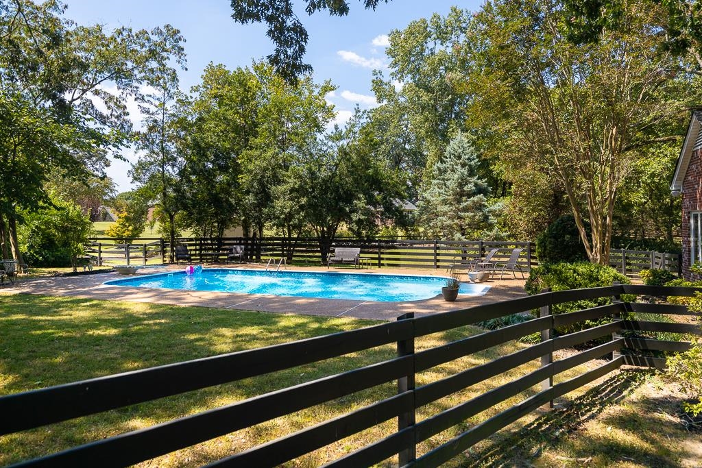 12290 MACON RD