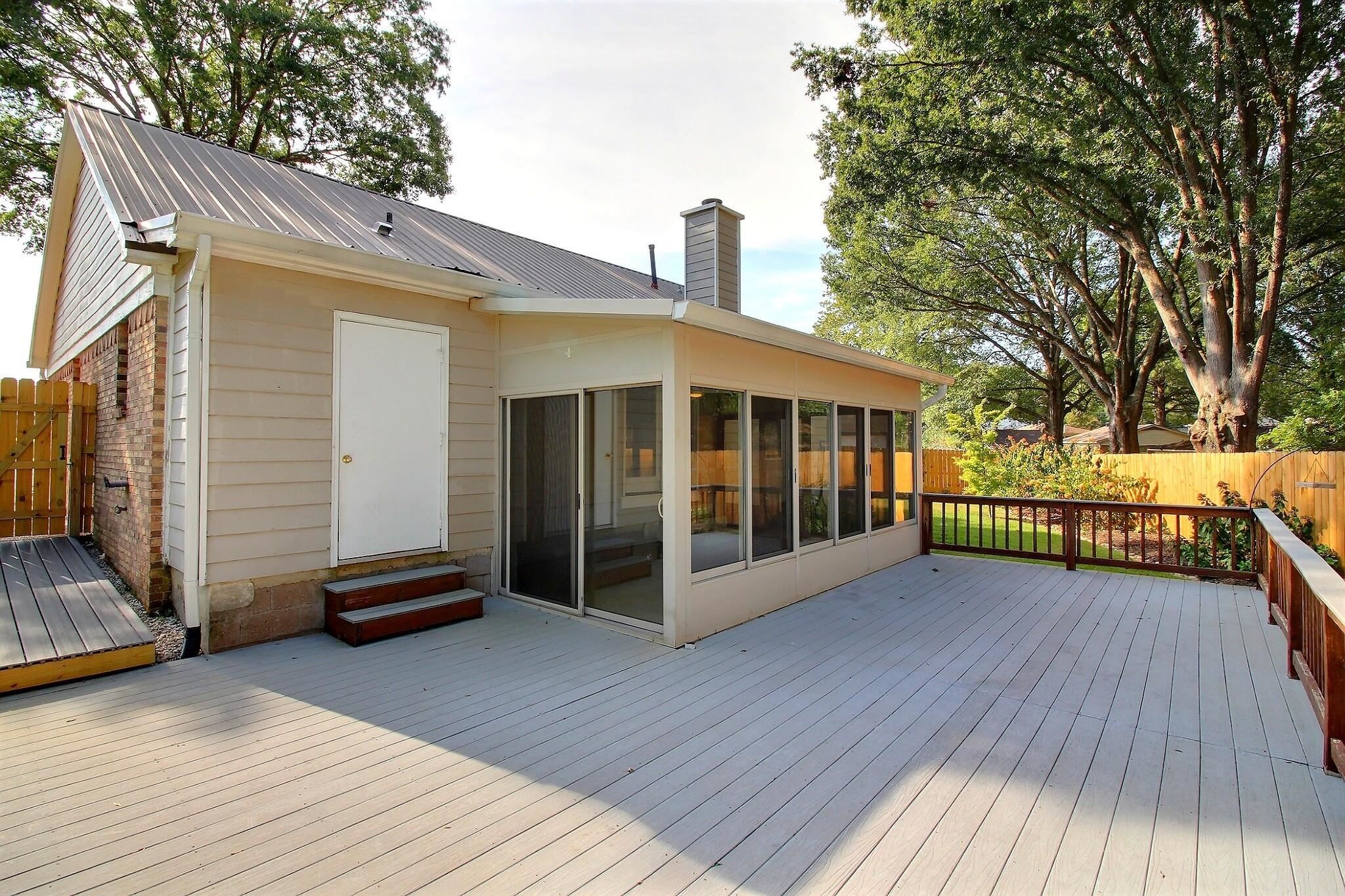 441 TAYLORS WAY