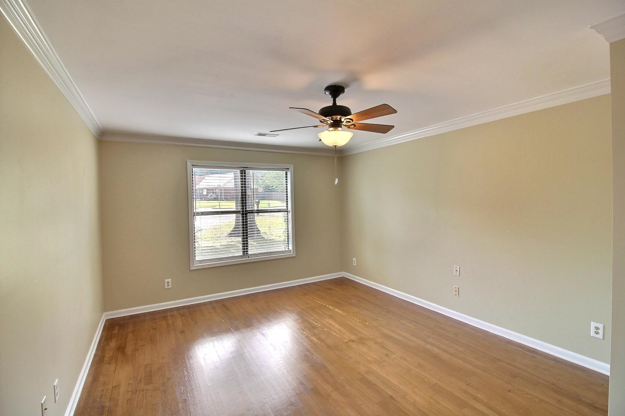 441 TAYLORS WAY