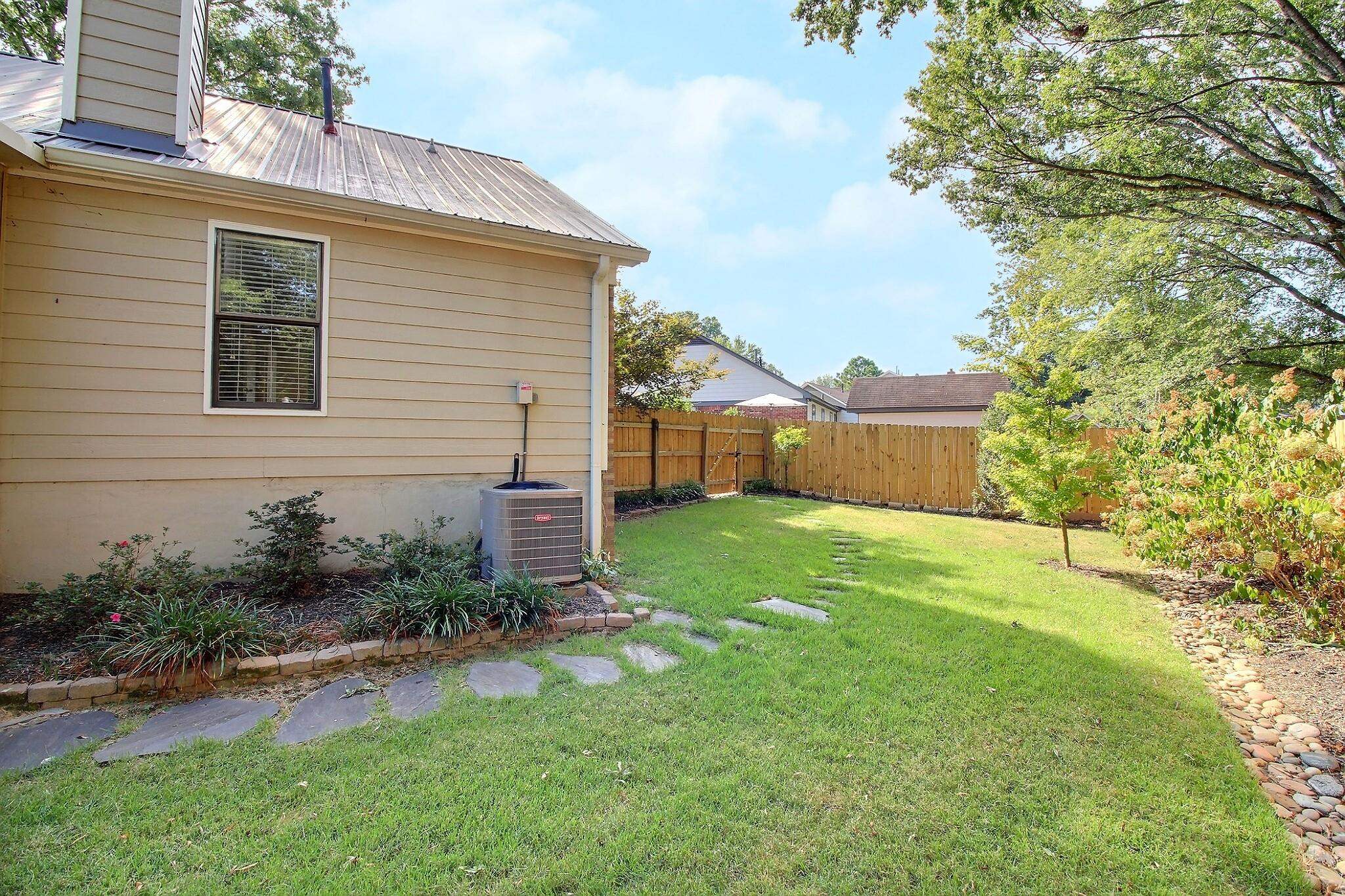 441 TAYLORS WAY