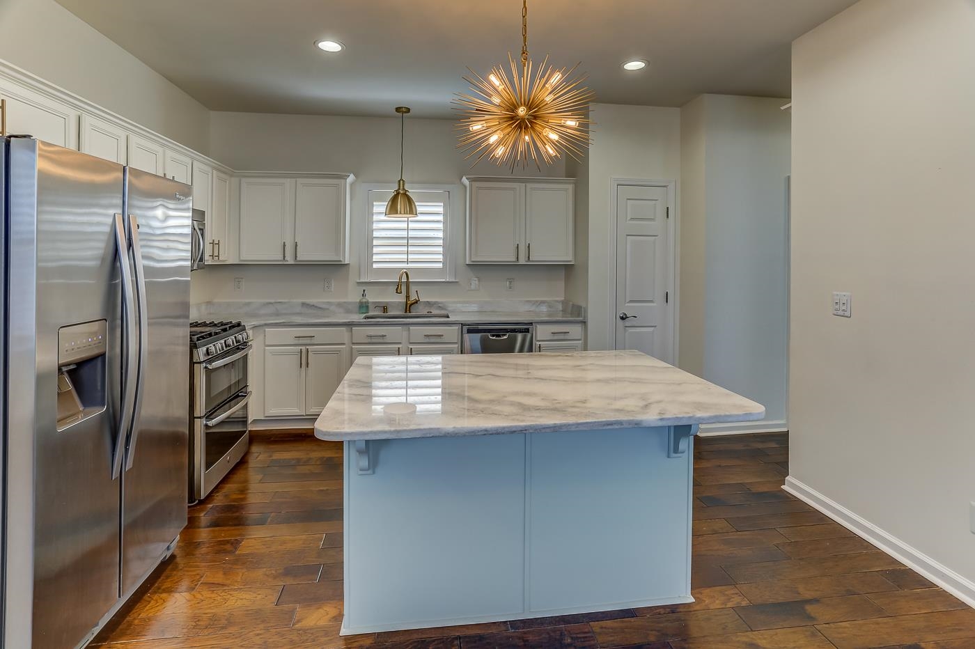 1216 MISTY ISLE DR
