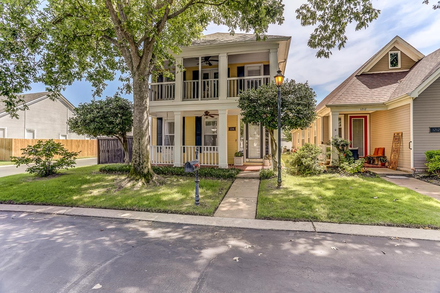 1216 MISTY ISLE DR