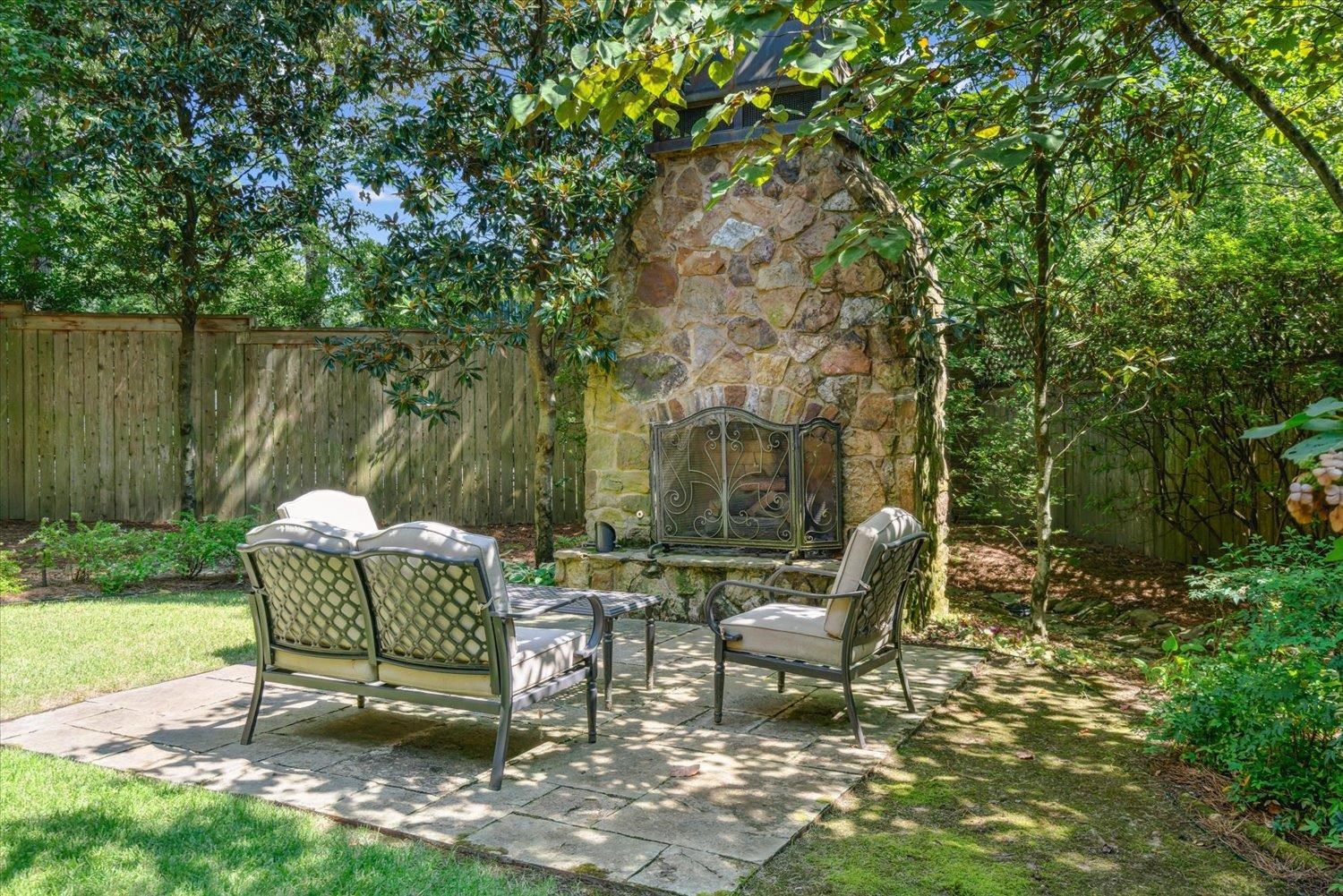 3374 BEDFORD LN