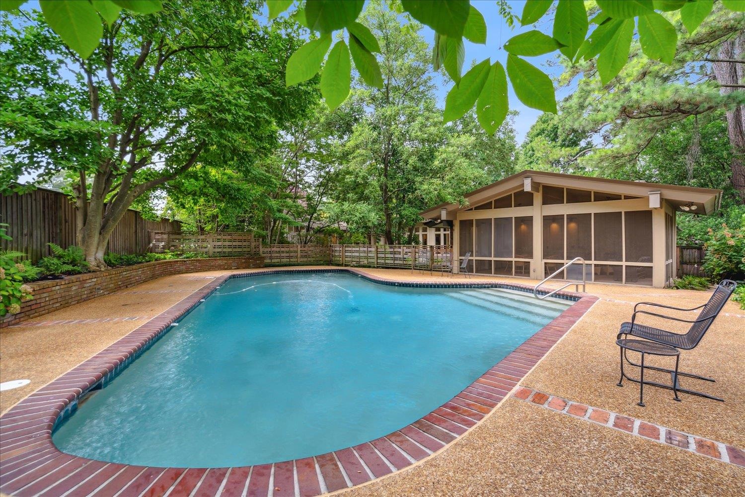 116 SHADY GLEN RD