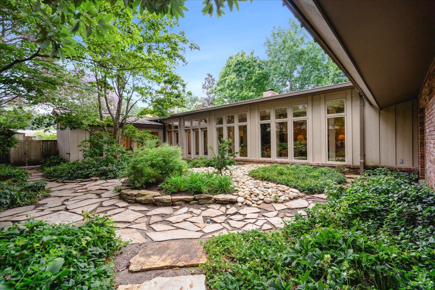 116 SHADY GLEN RD