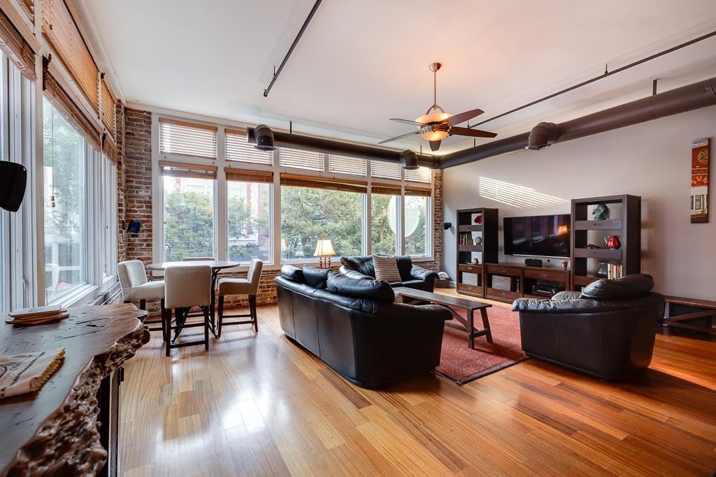 92 S MAIN ST Unit: 203