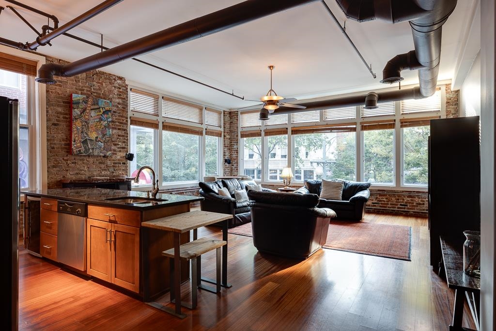 92 S MAIN ST Unit: 203