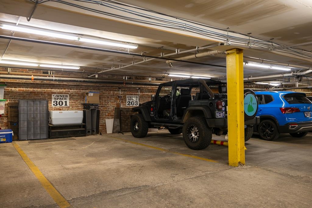 92 S MAIN ST Unit: 203