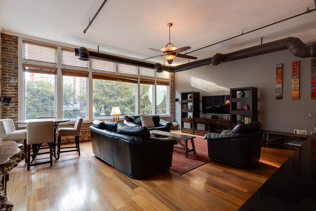 92 S MAIN ST Unit: 203