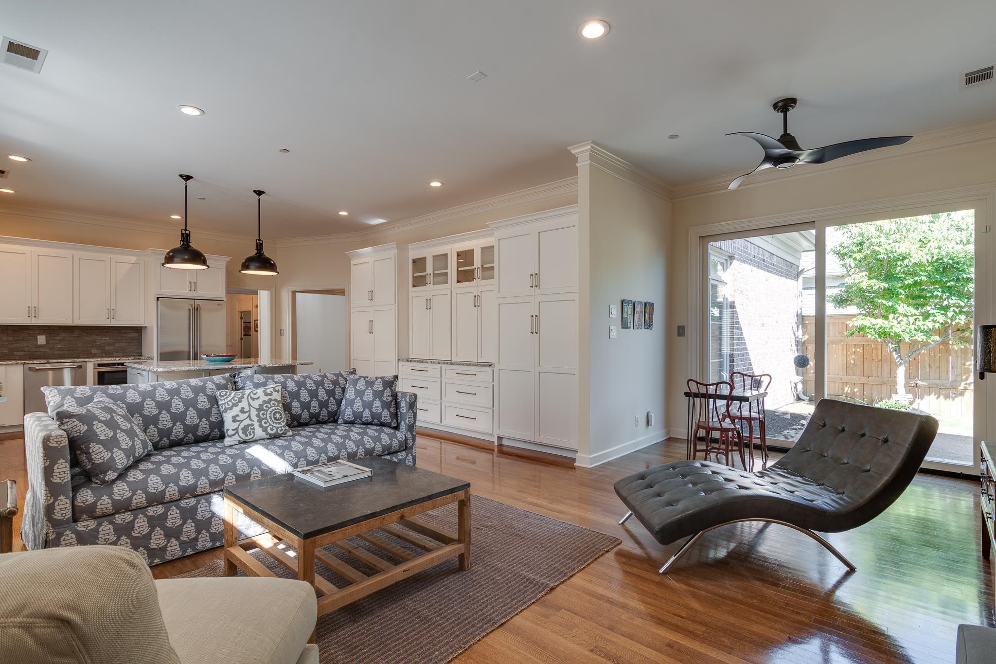 7254 OAKVILLE DR