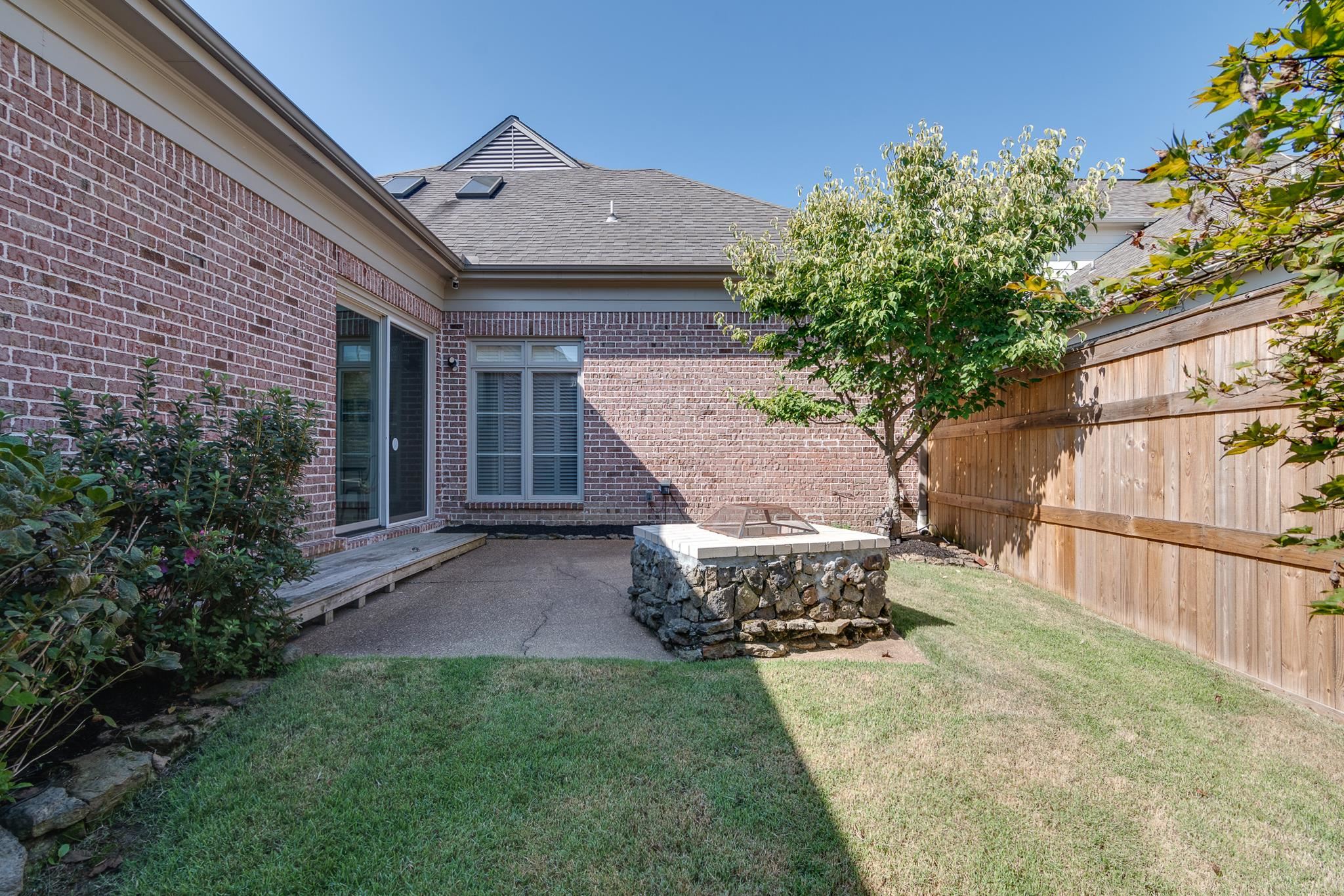 7254 OAKVILLE DR