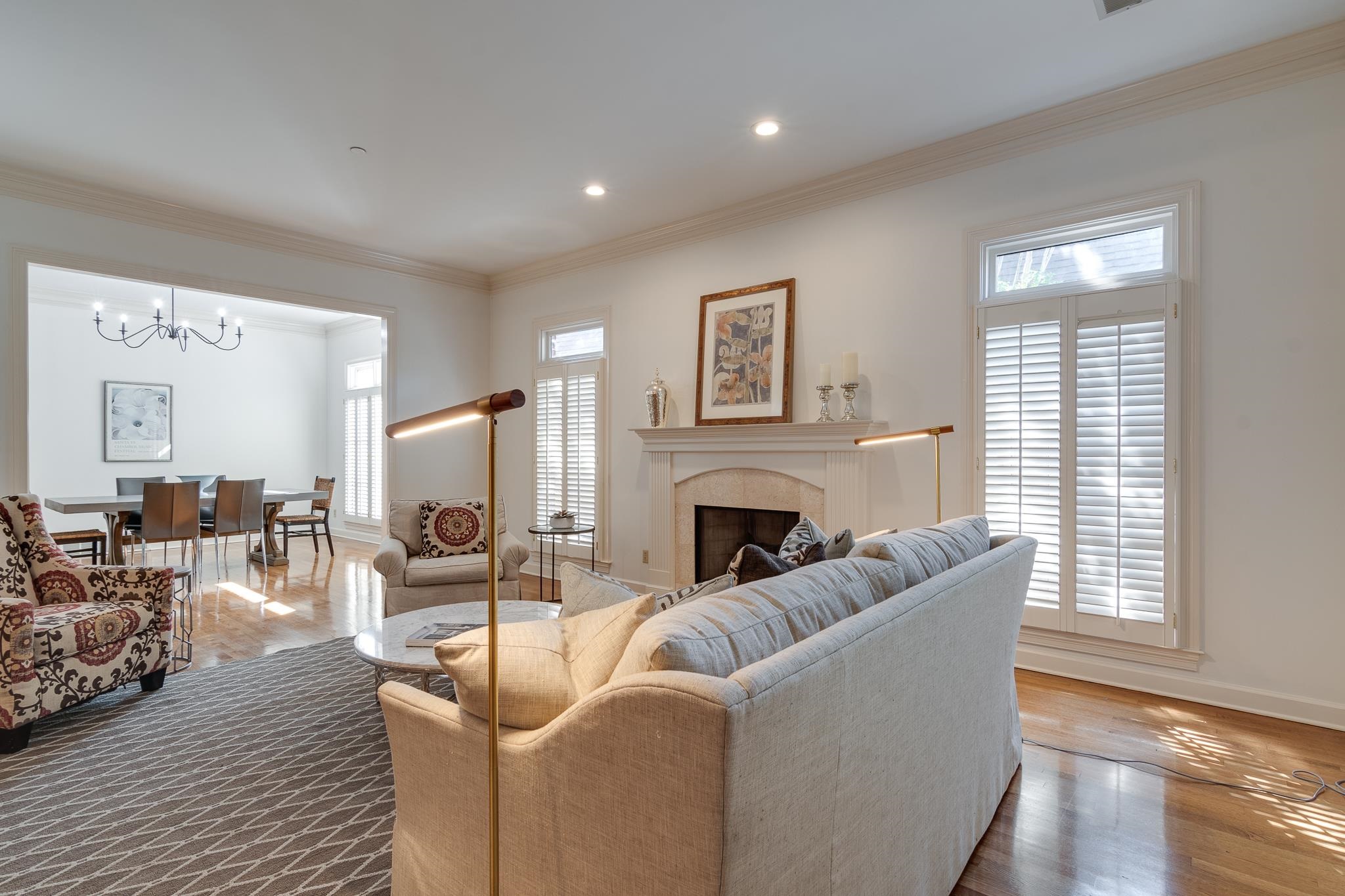 7254 OAKVILLE DR