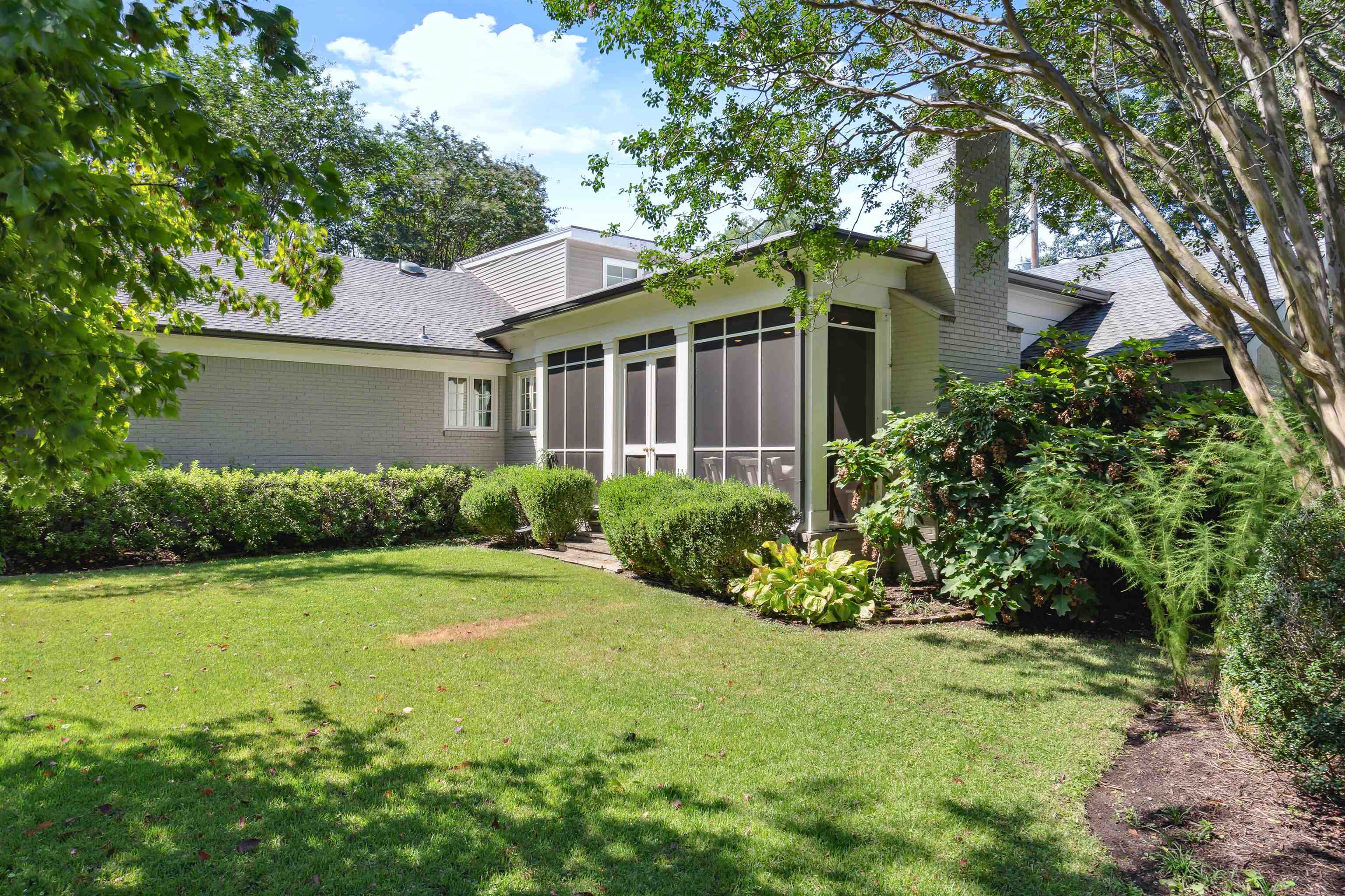 4226 LONG LEAF DR