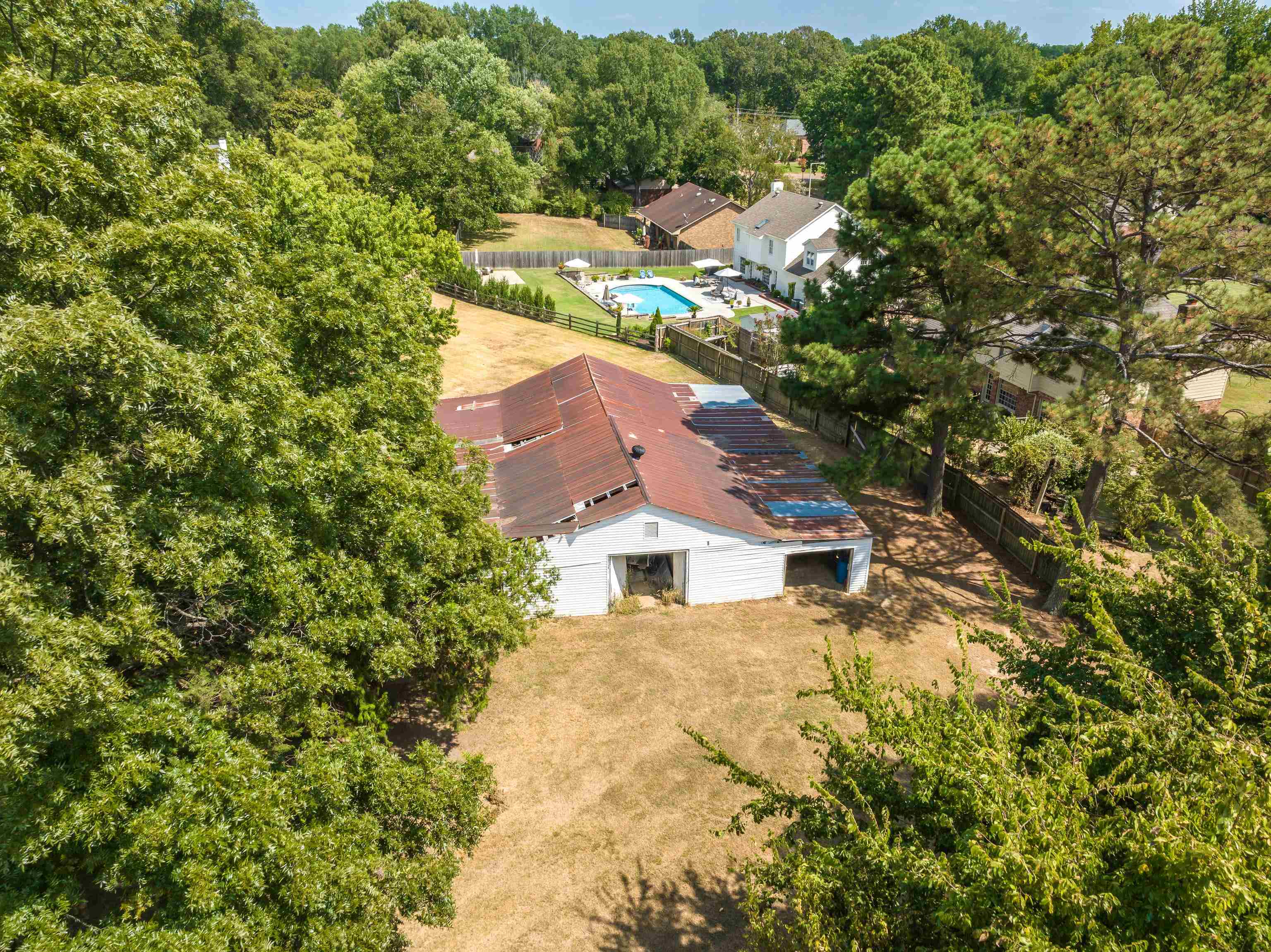 2099 SUNSET RD