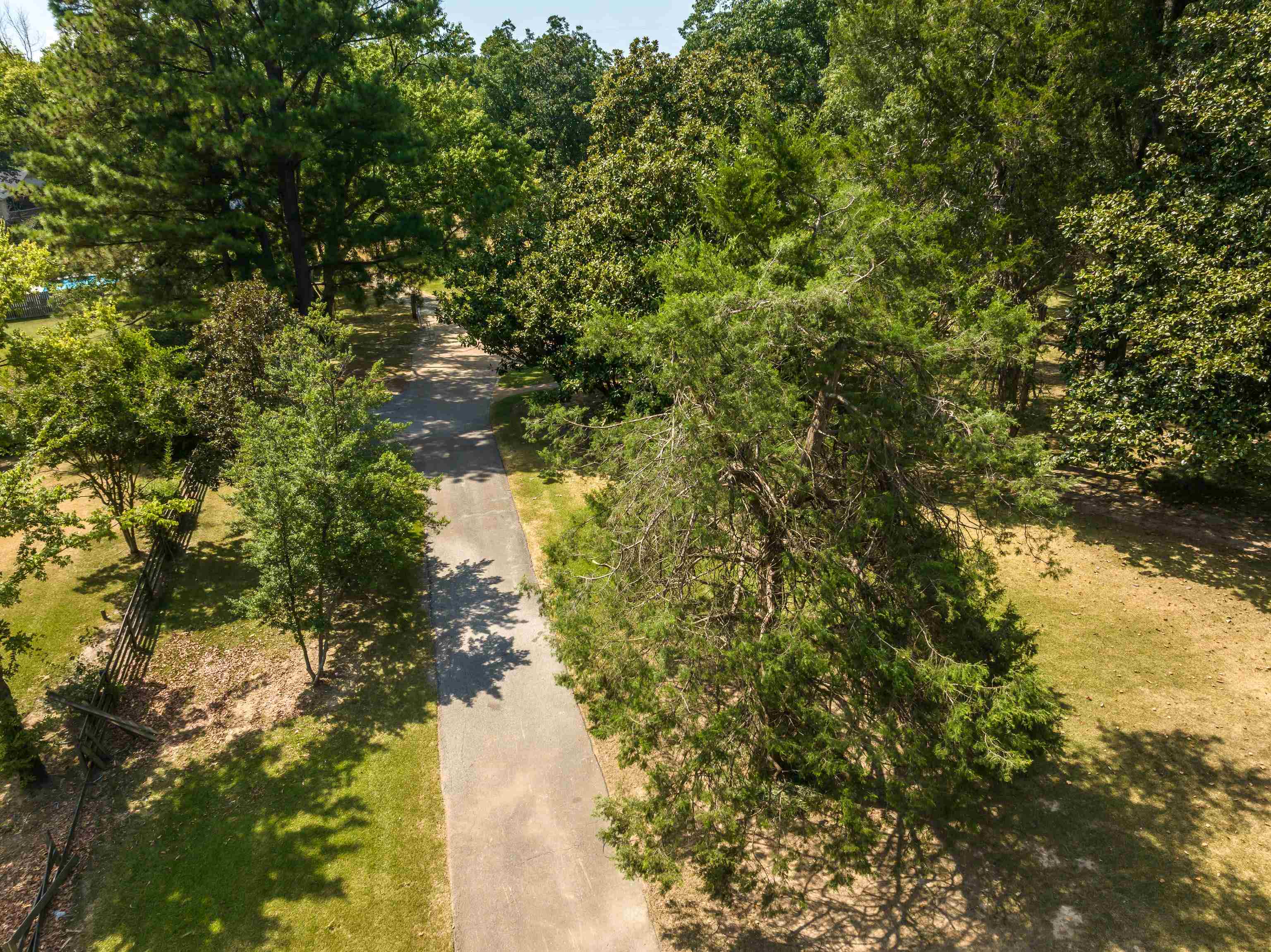 2099 SUNSET RD