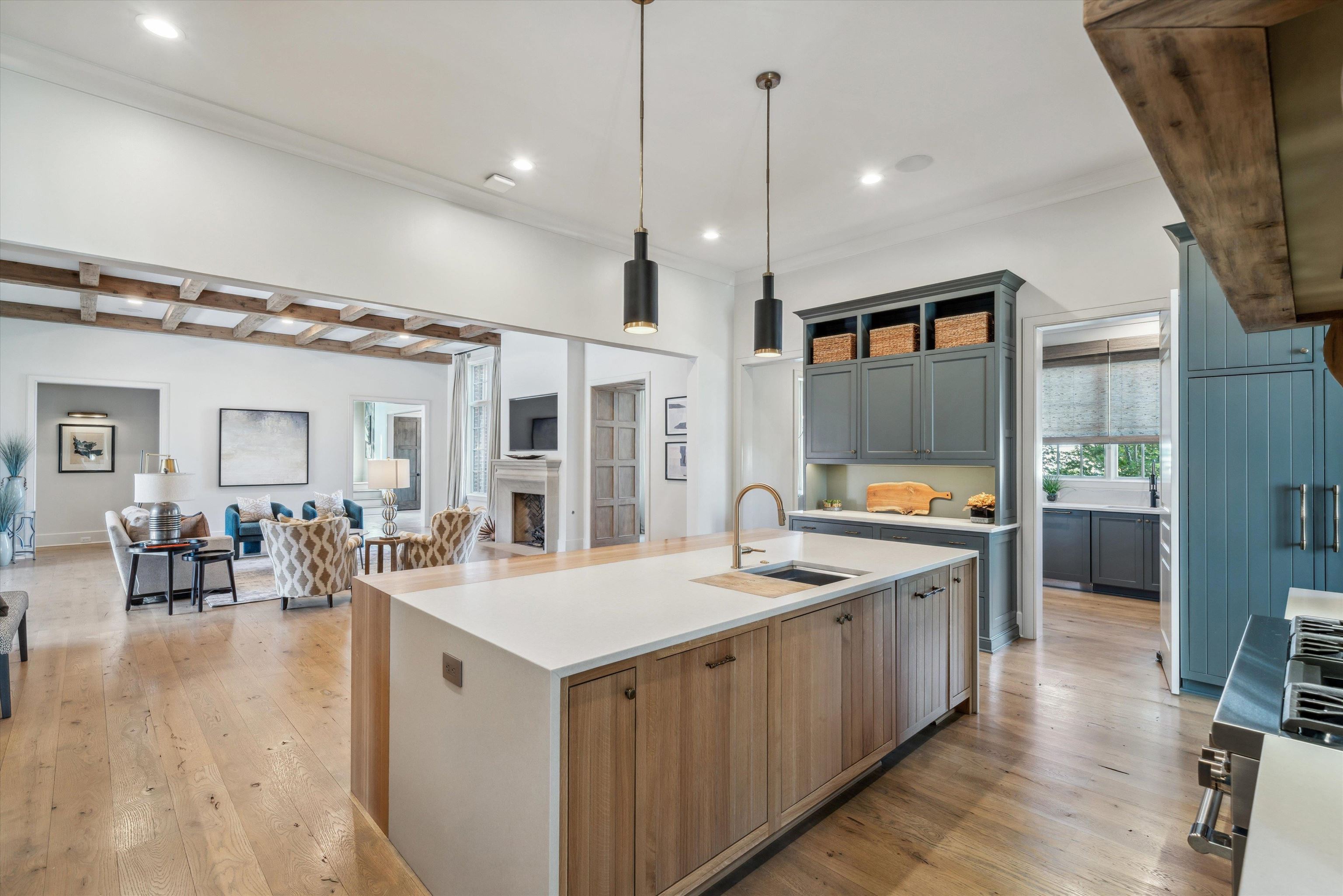 3096 CHAPEL WOODS CV