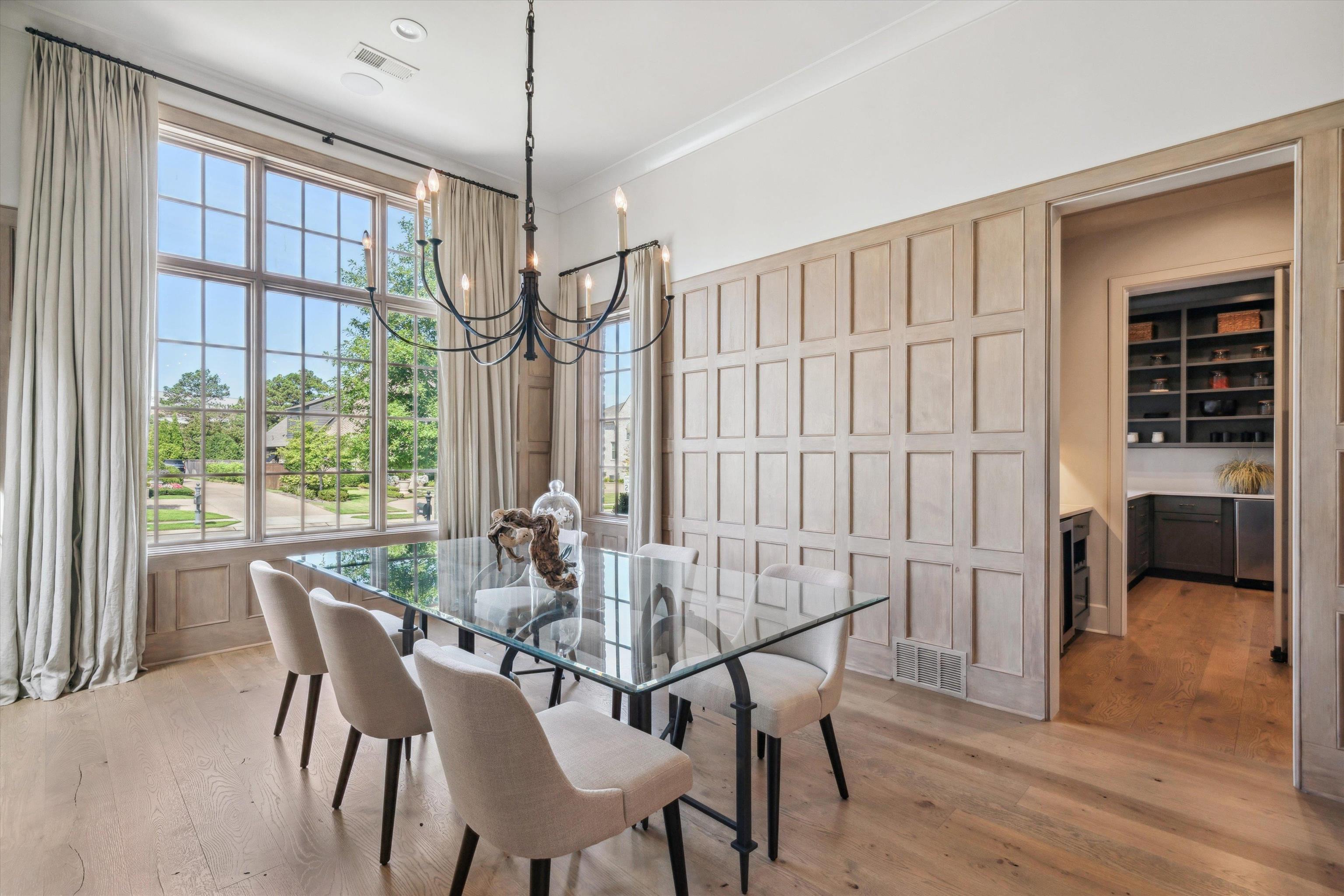 3096 CHAPEL WOODS CV