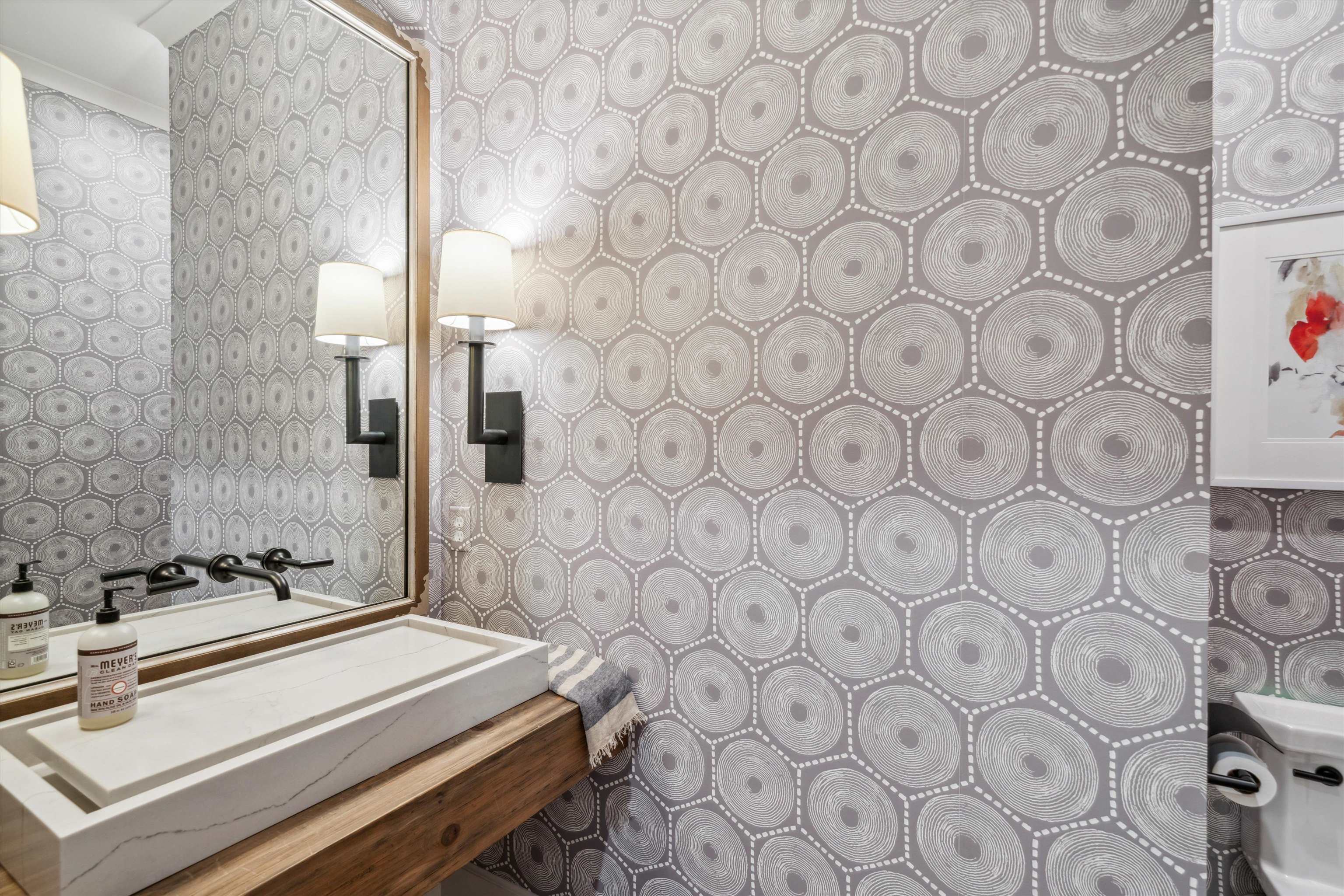 3096 CHAPEL WOODS CV