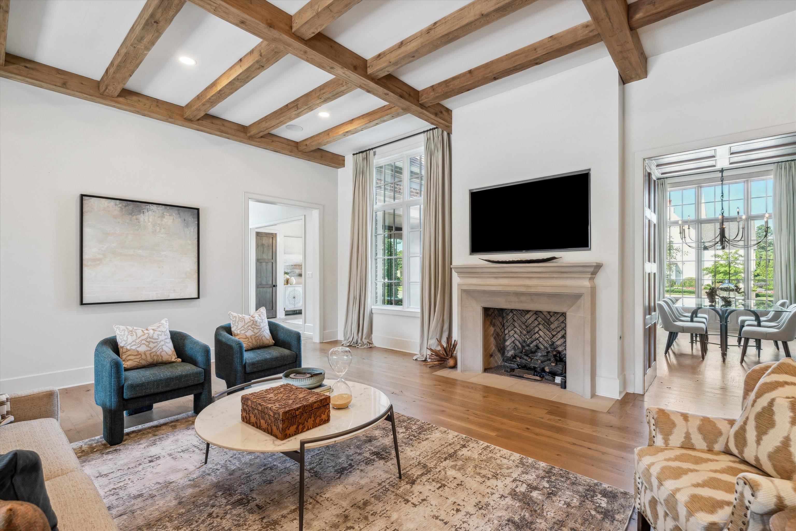 3096 CHAPEL WOODS CV