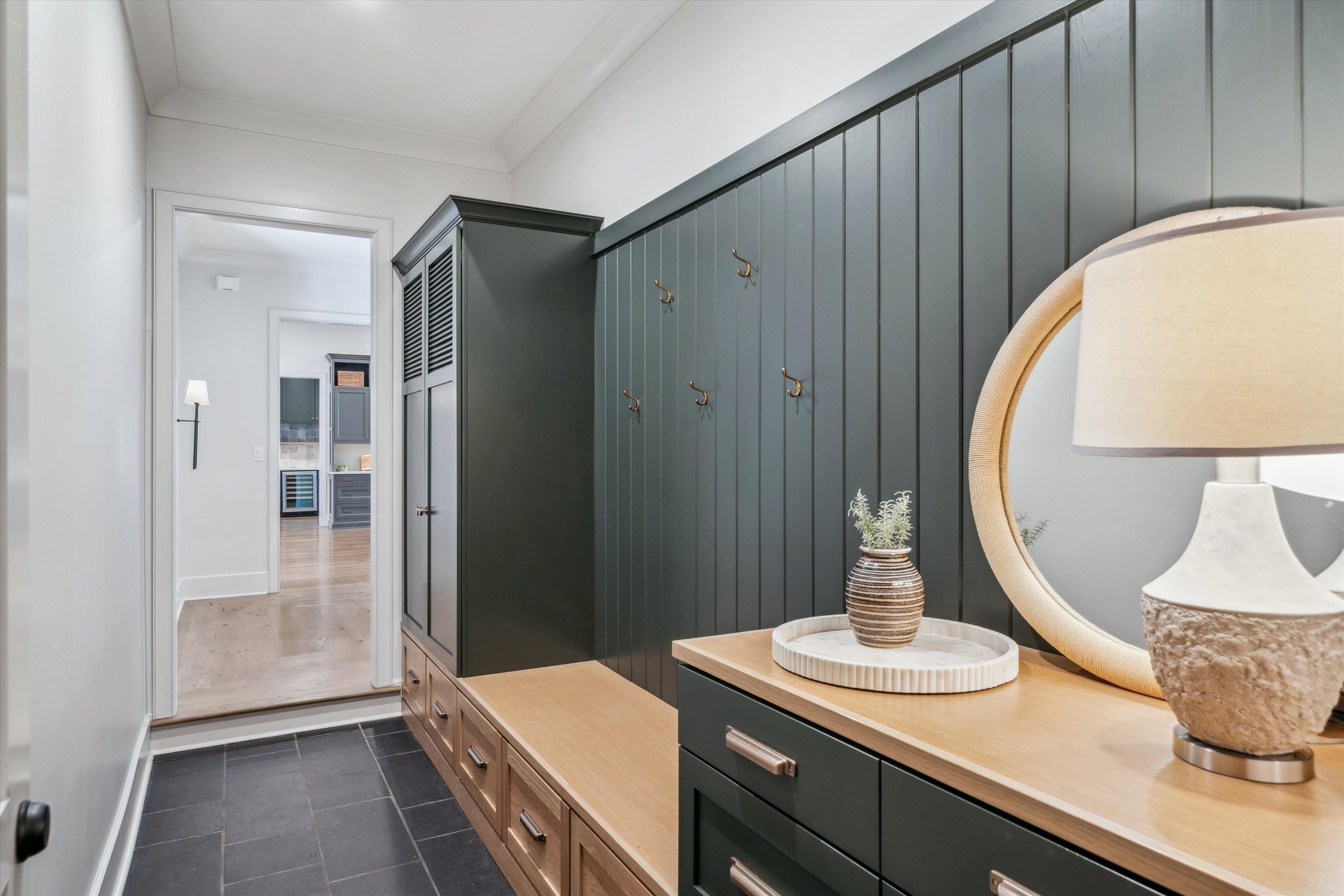 3096 CHAPEL WOODS CV