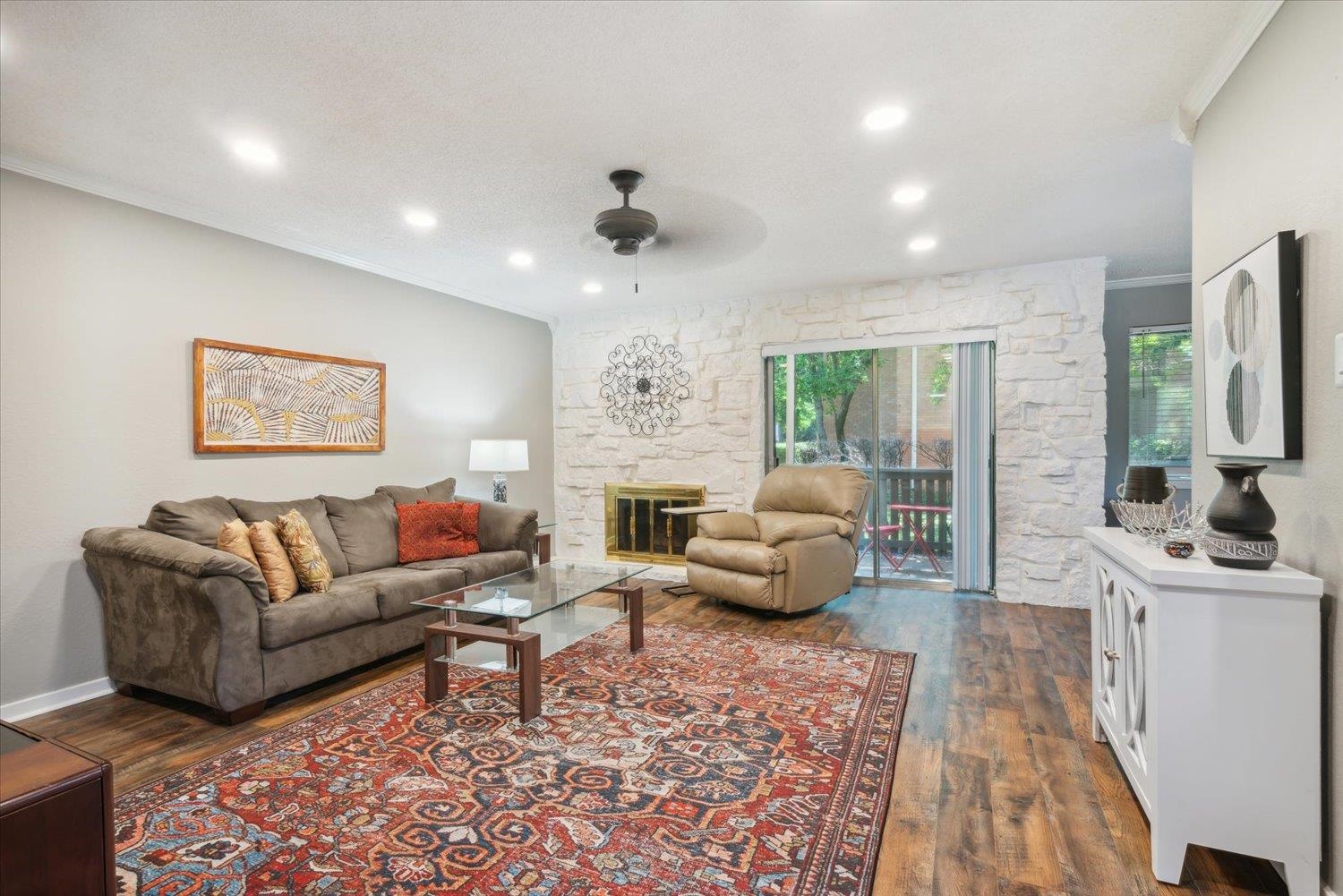 828 CREEKSIDE DR Unit: 2403