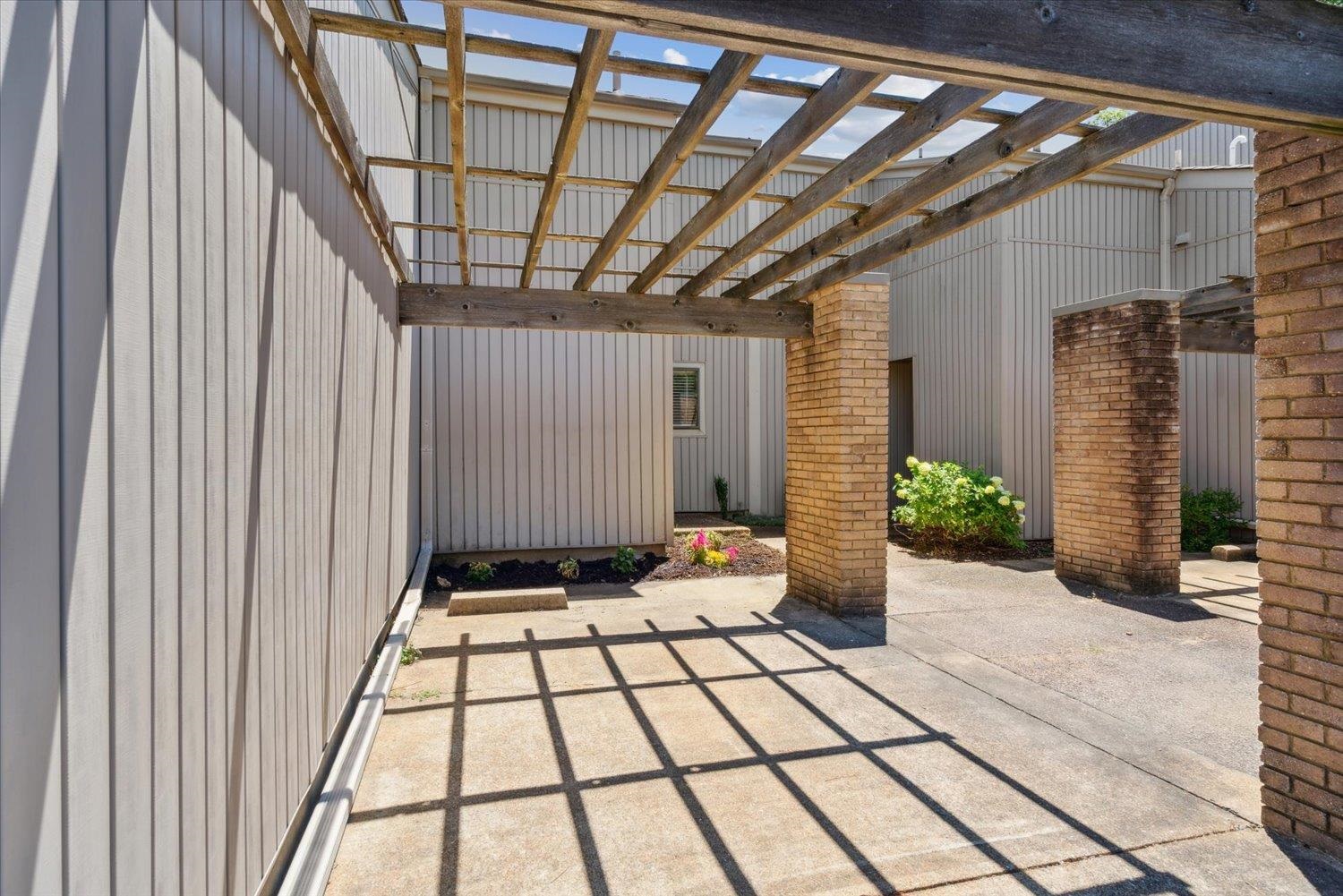 828 CREEKSIDE DR Unit: 2403