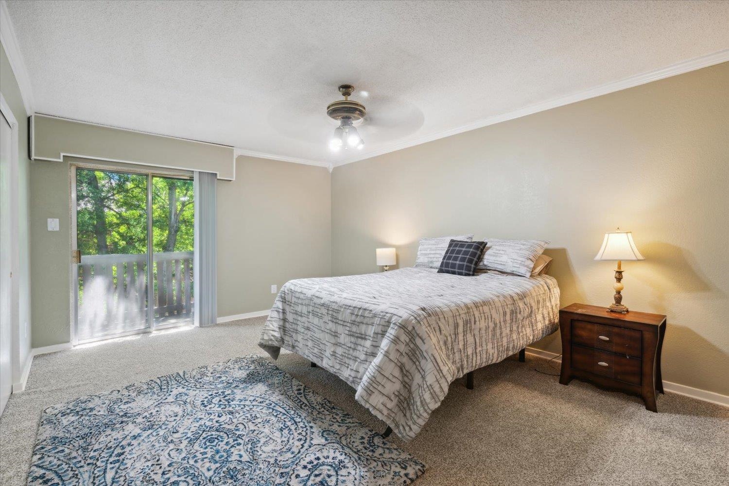 828 CREEKSIDE DR Unit: 2403