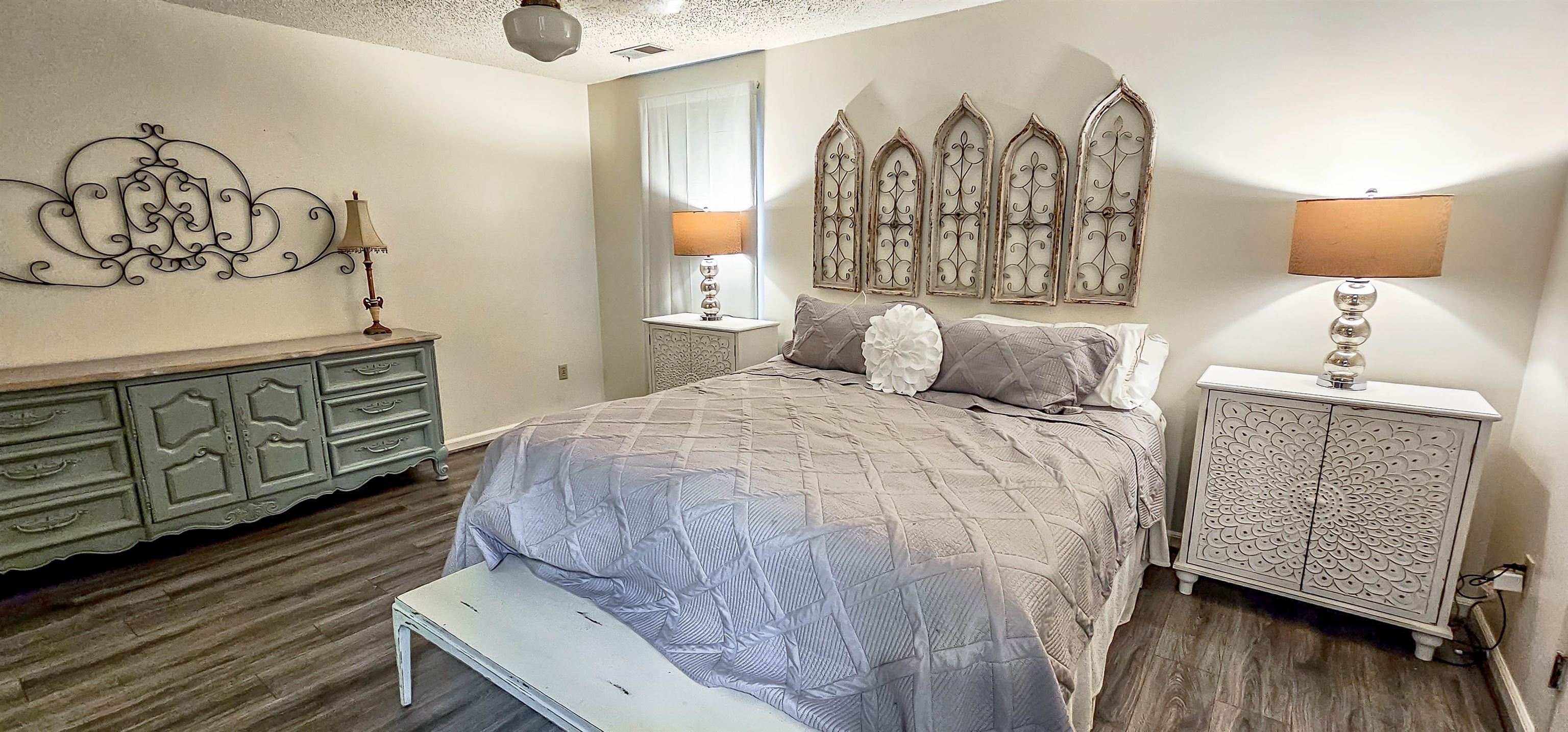 10195 E COUNTRY WAY DR