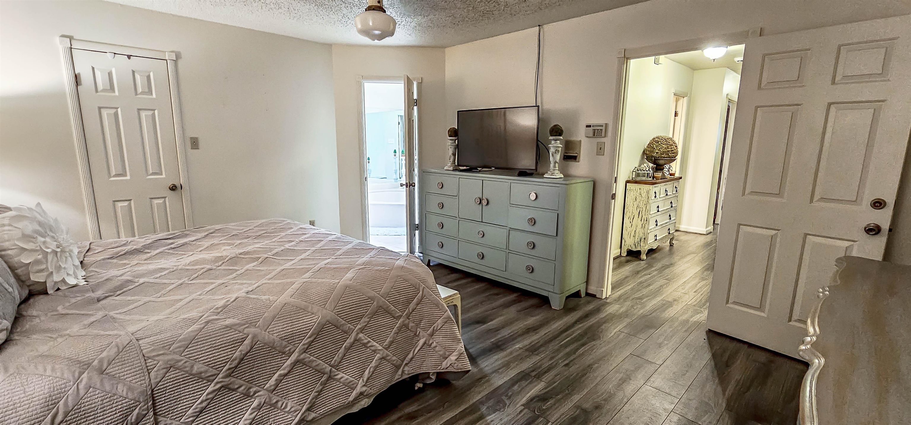 10195 E COUNTRY WAY DR