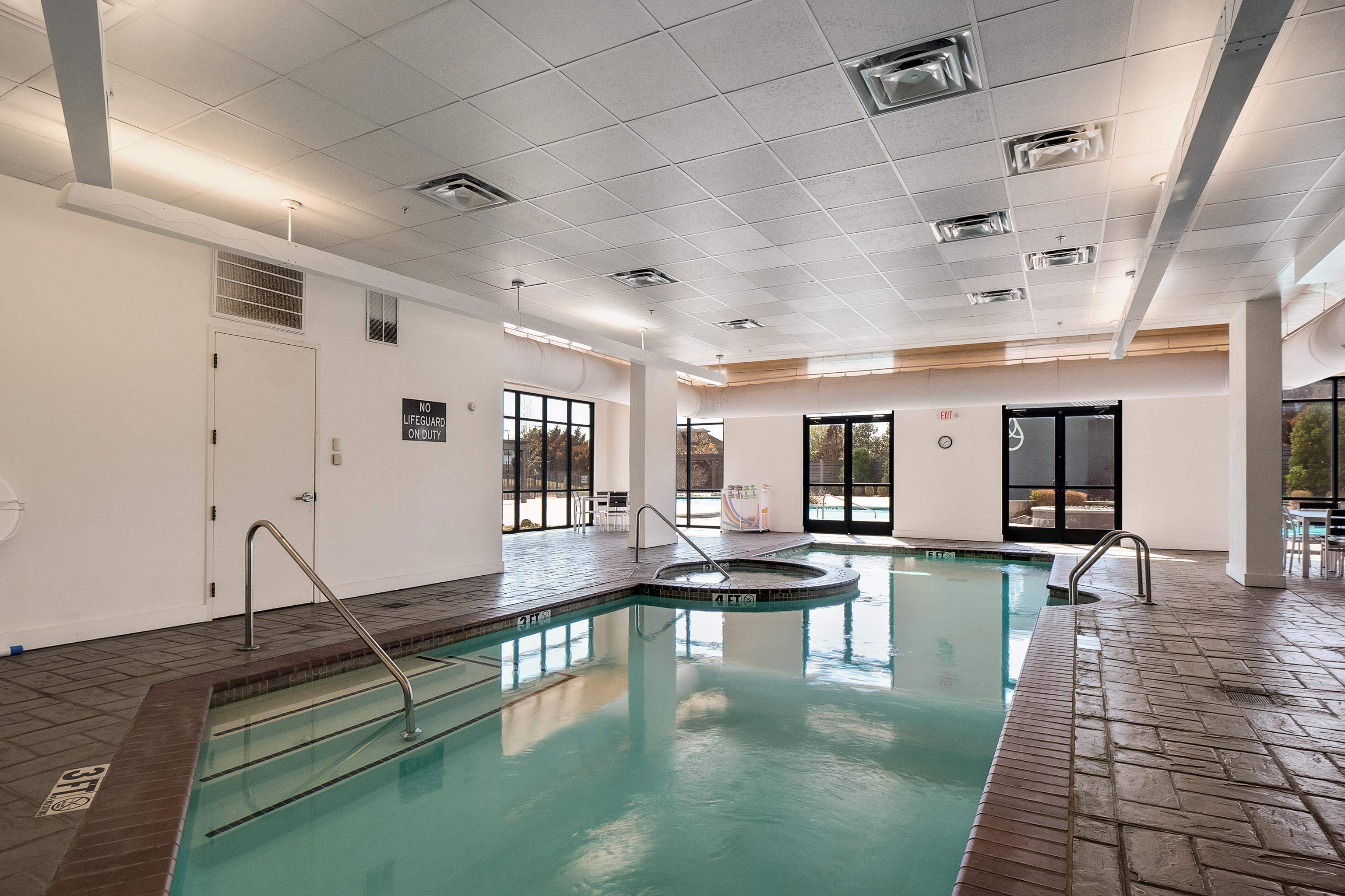 717 RIVERSIDE DR Unit: 909