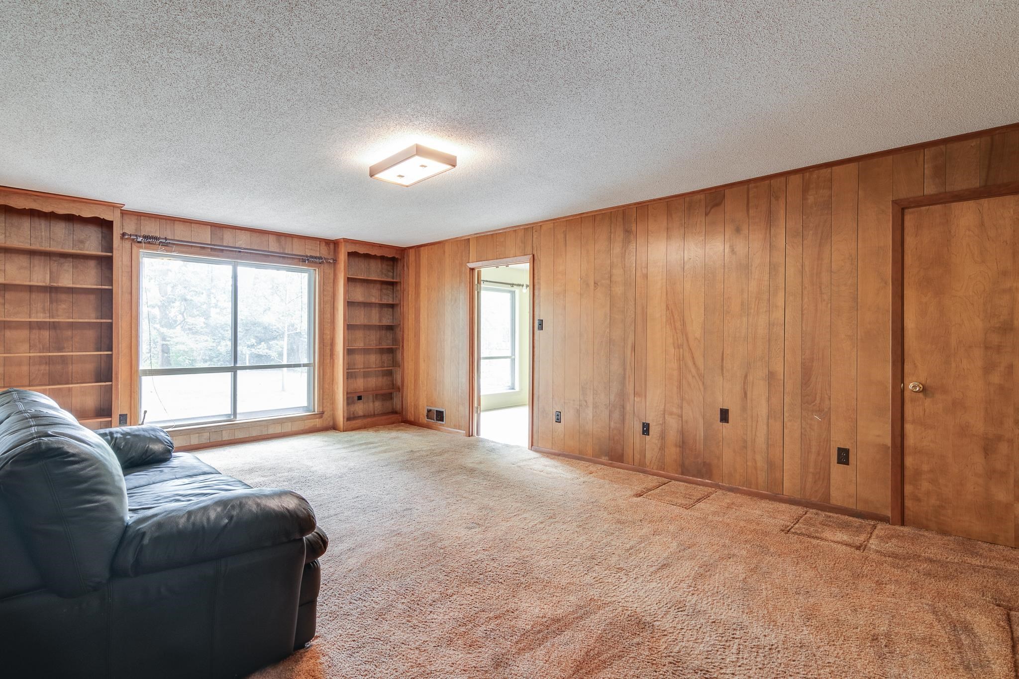 223 RICHBRIAR ST