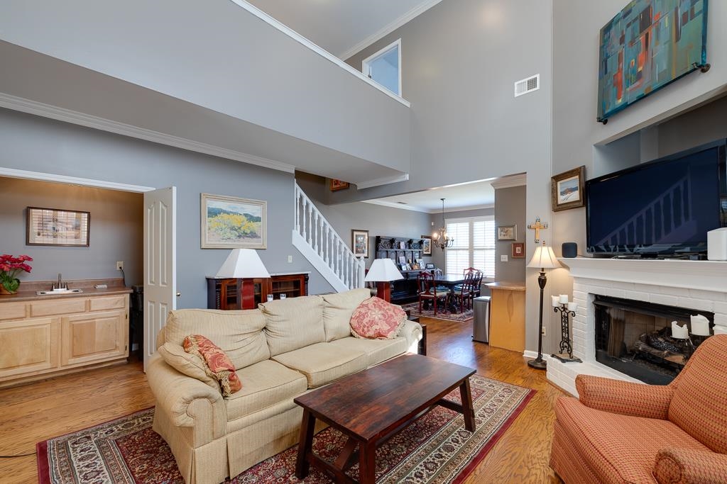 1510 GRANVILLE LN