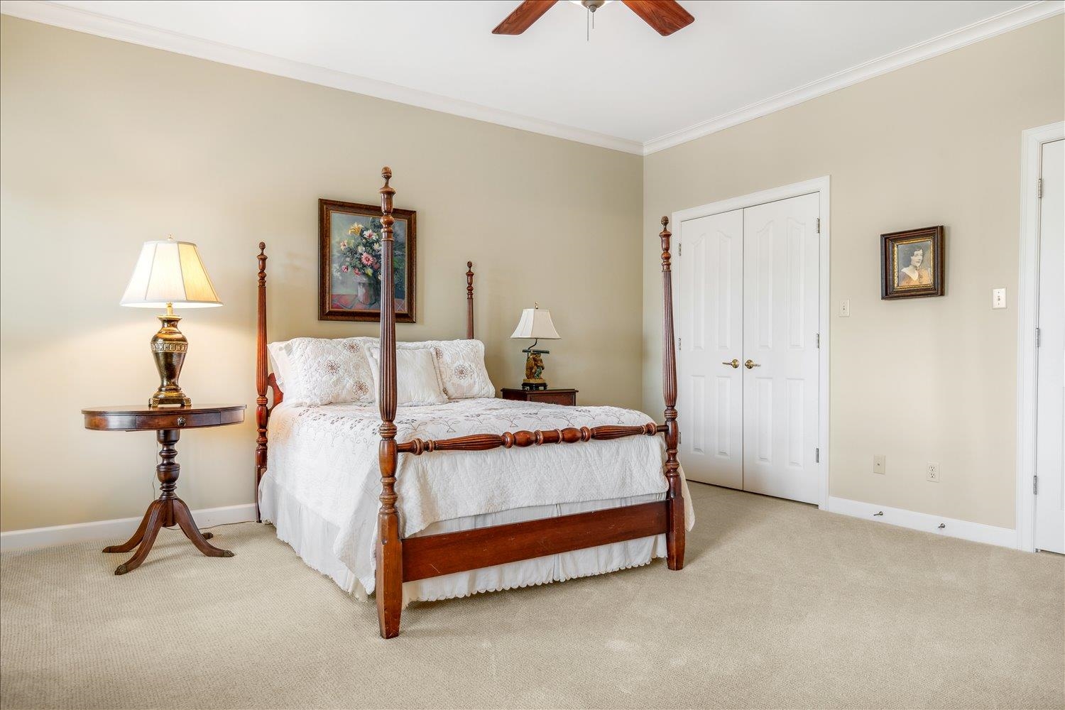 7283 OAKVILLE DR