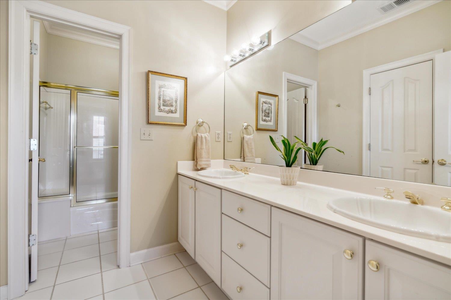 7283 OAKVILLE DR