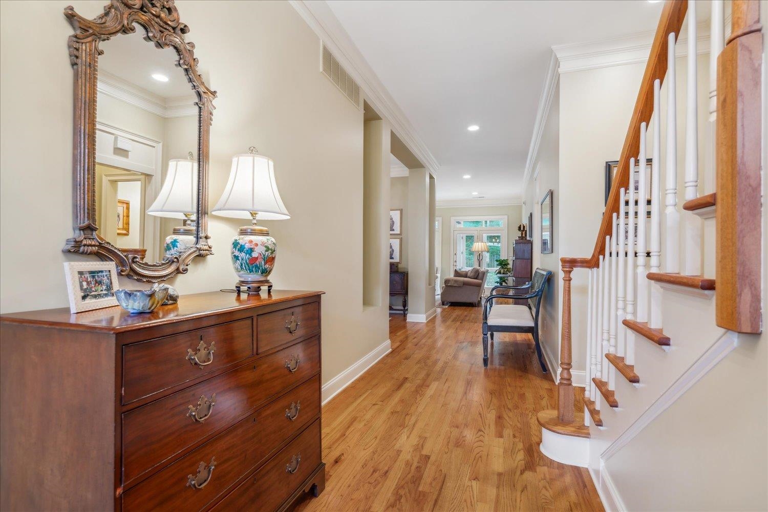 7283 OAKVILLE DR