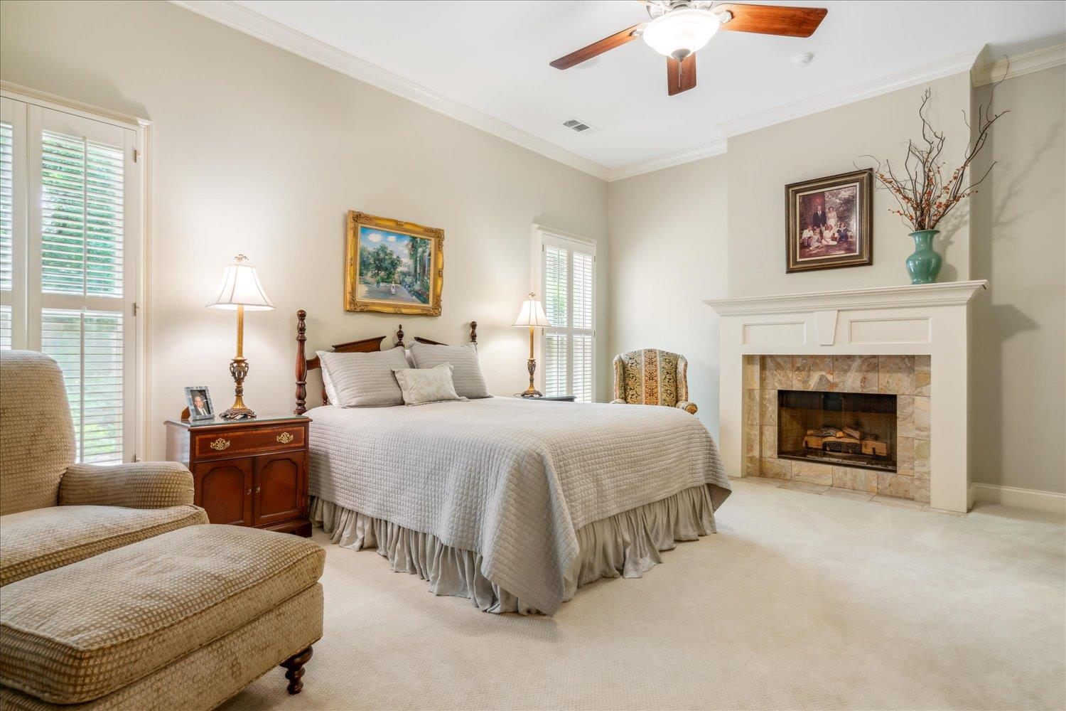 7283 OAKVILLE DR
