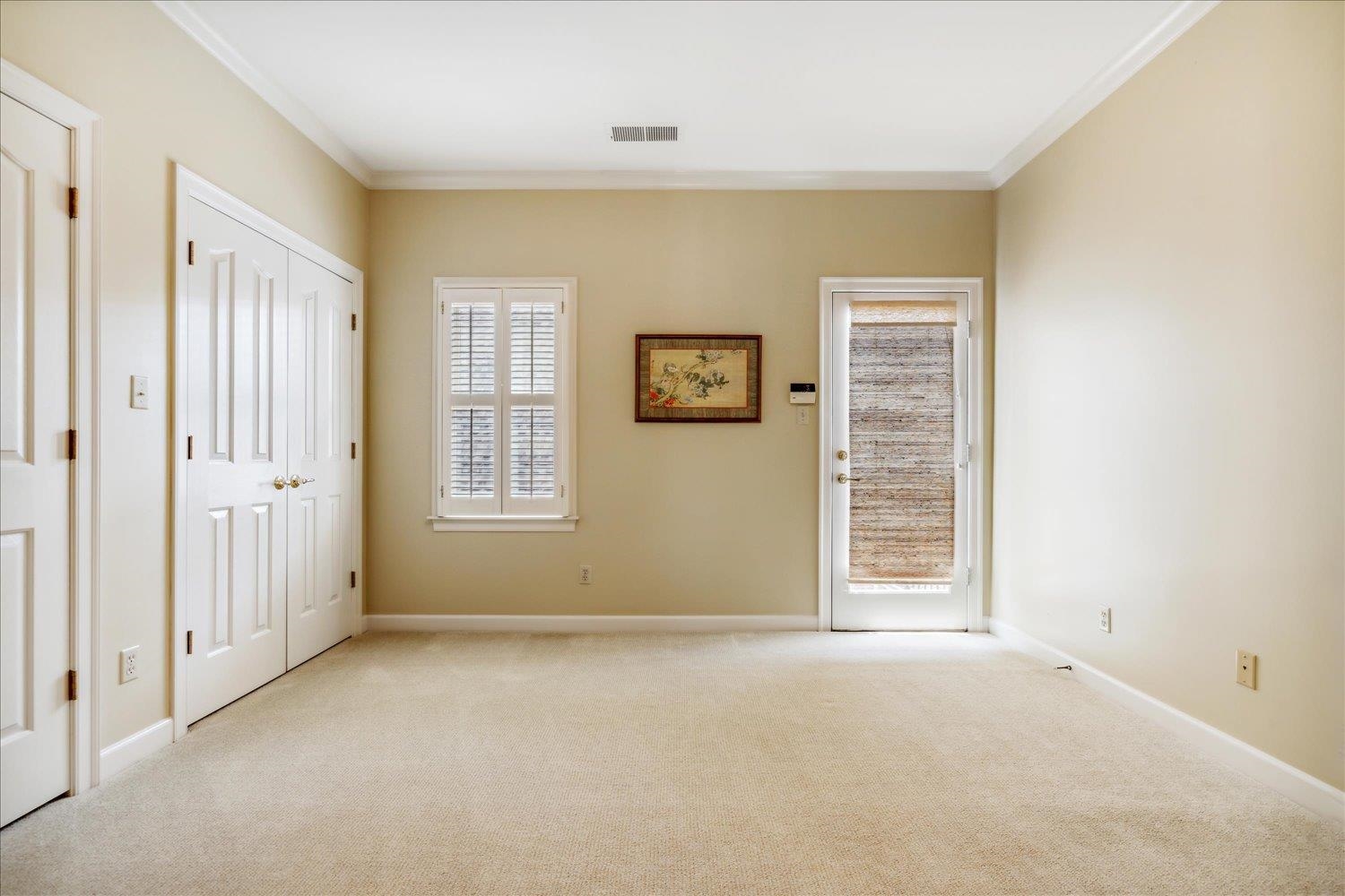 7283 OAKVILLE DR