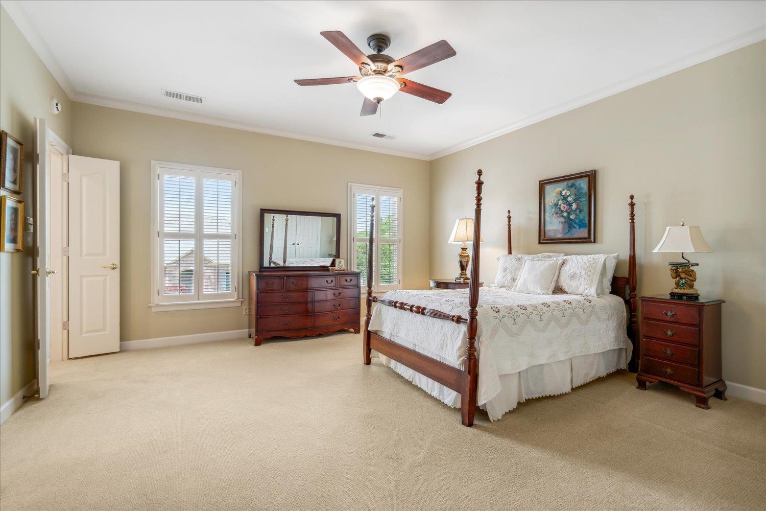 7283 OAKVILLE DR