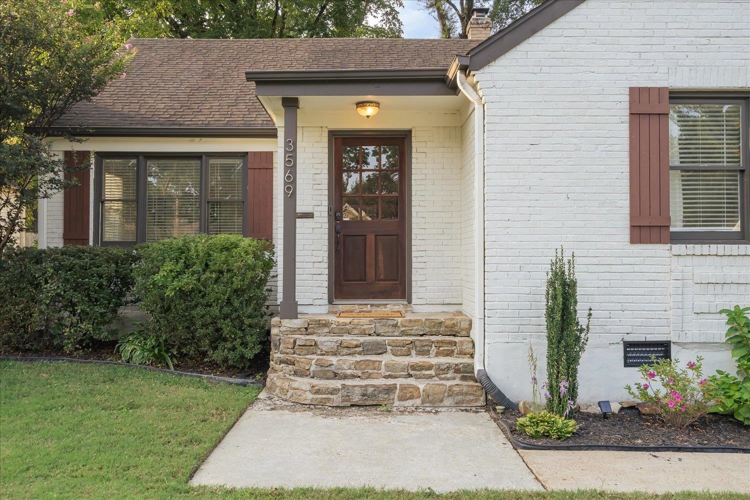 3569 AURORA CIR