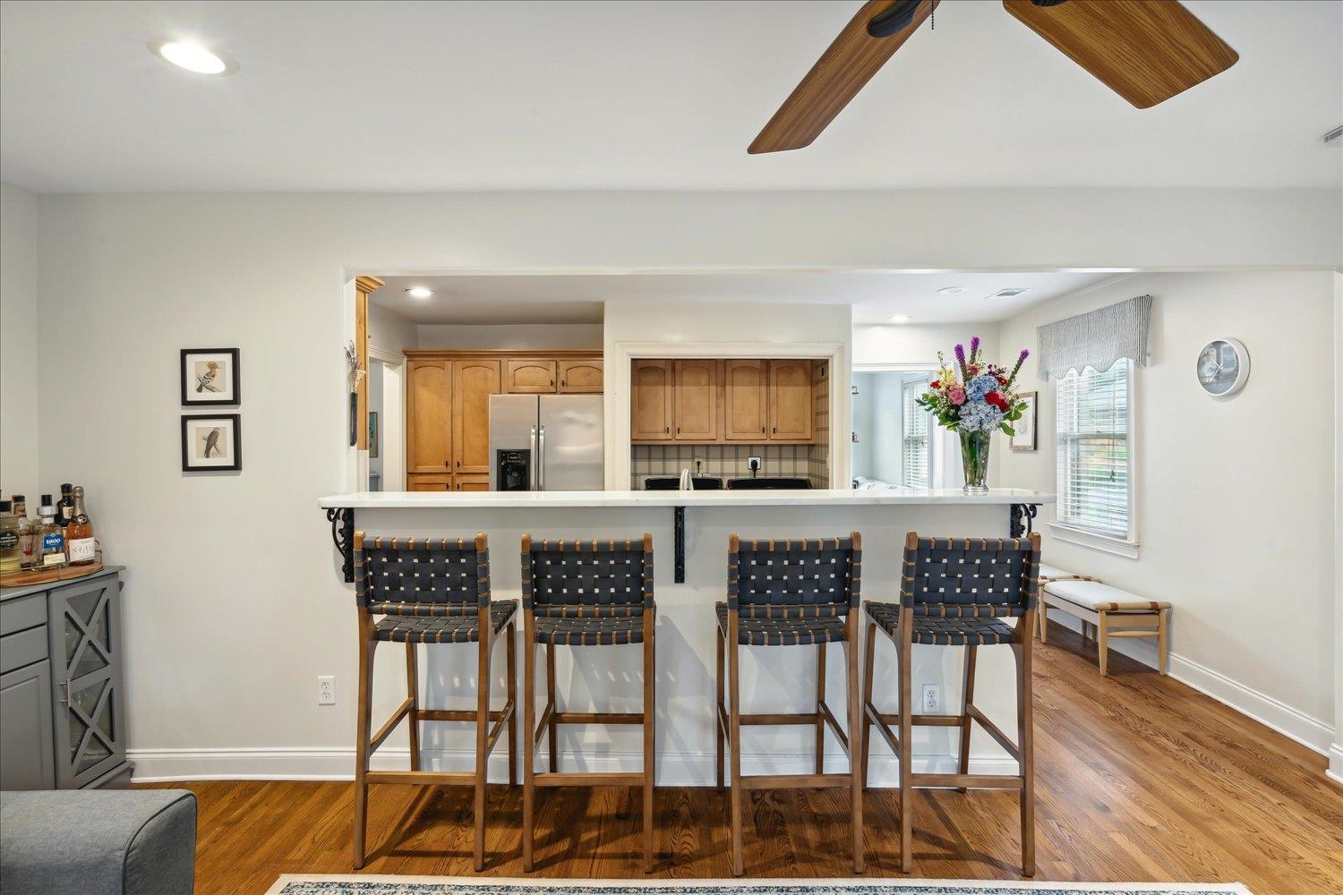 3569 AURORA CIR